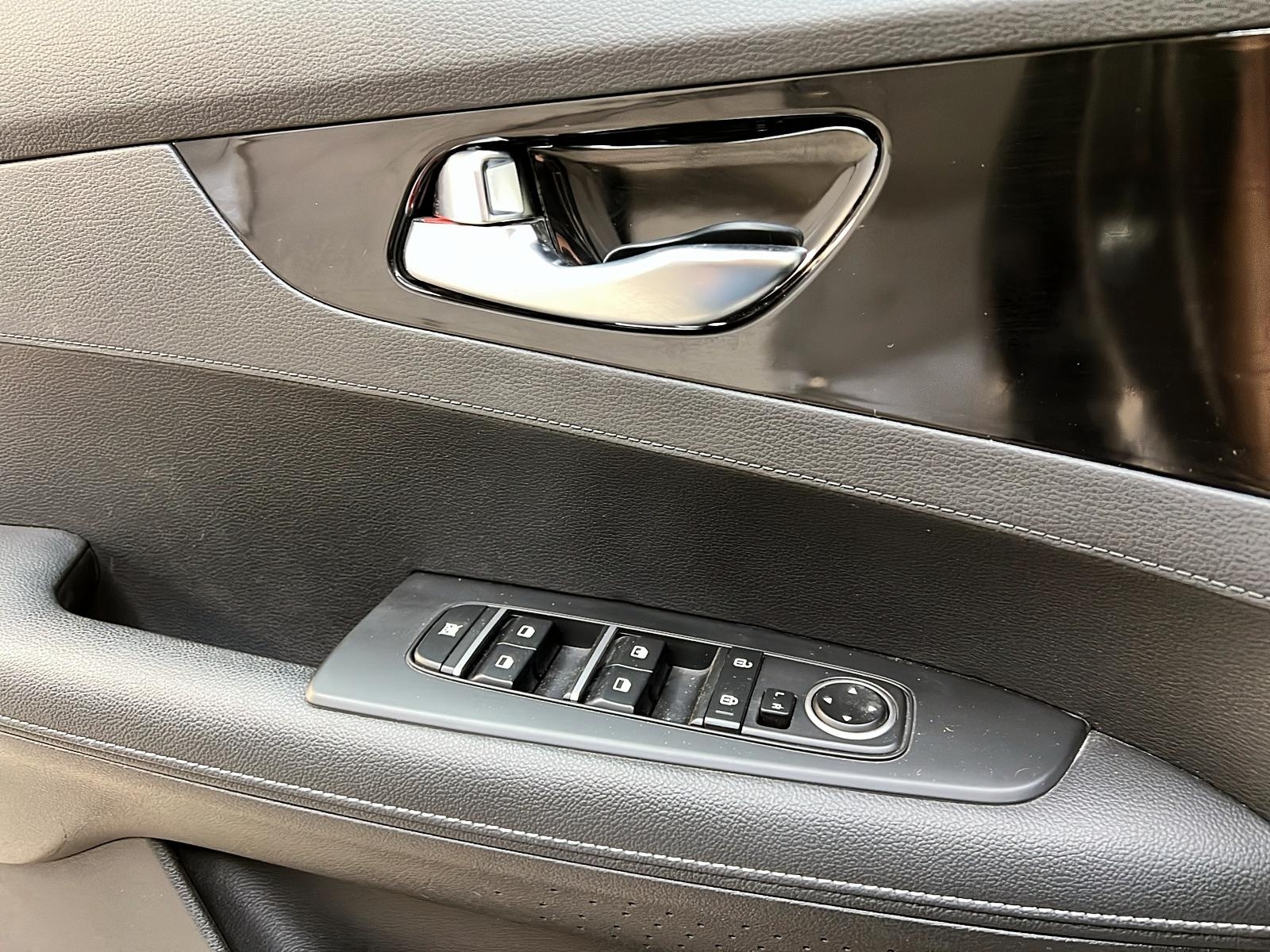 Kia Forte EX 2023 - image #20