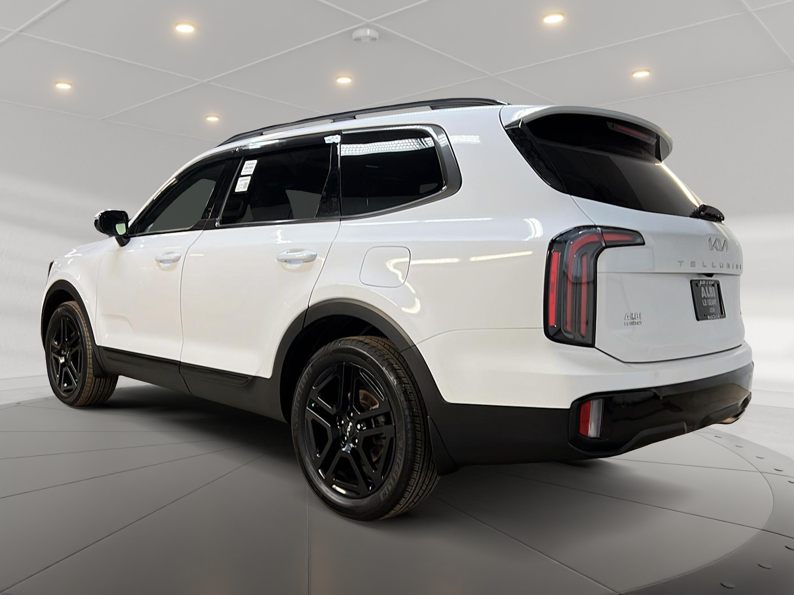 Kia TELLURIDE X-LINE CUIR TOIT PANO NAV  4RM 2024 - image #6