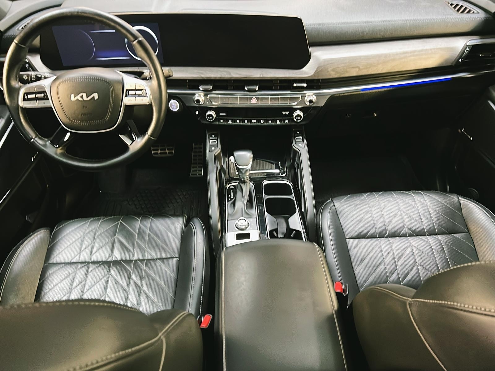 Kia TELLURIDE X-LINE CUIR TOIT PANO NAV  4RM 2024 - image #13