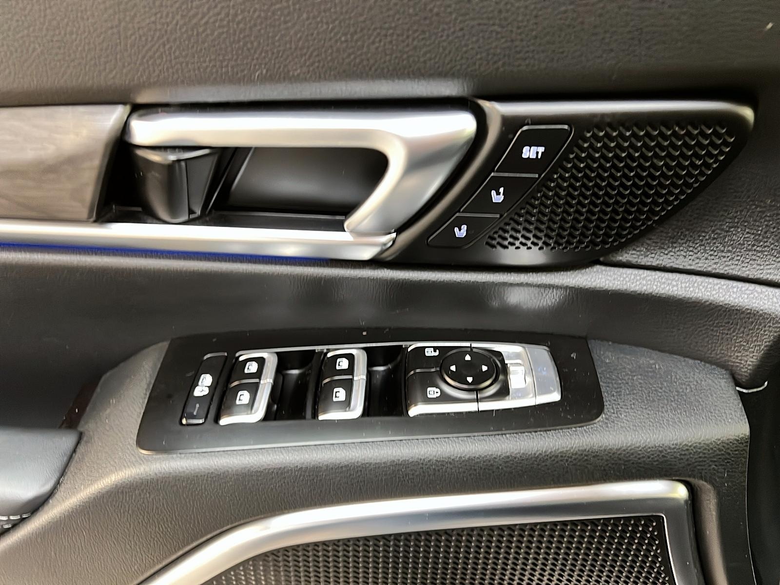 Kia TELLURIDE X-LINE CUIR TOIT PANO NAV  4RM 2024 - image #26