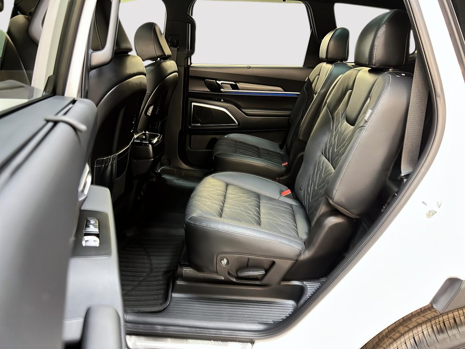 Kia TELLURIDE X-LINE CUIR TOIT PANO NAV  4RM 2024 - image #9