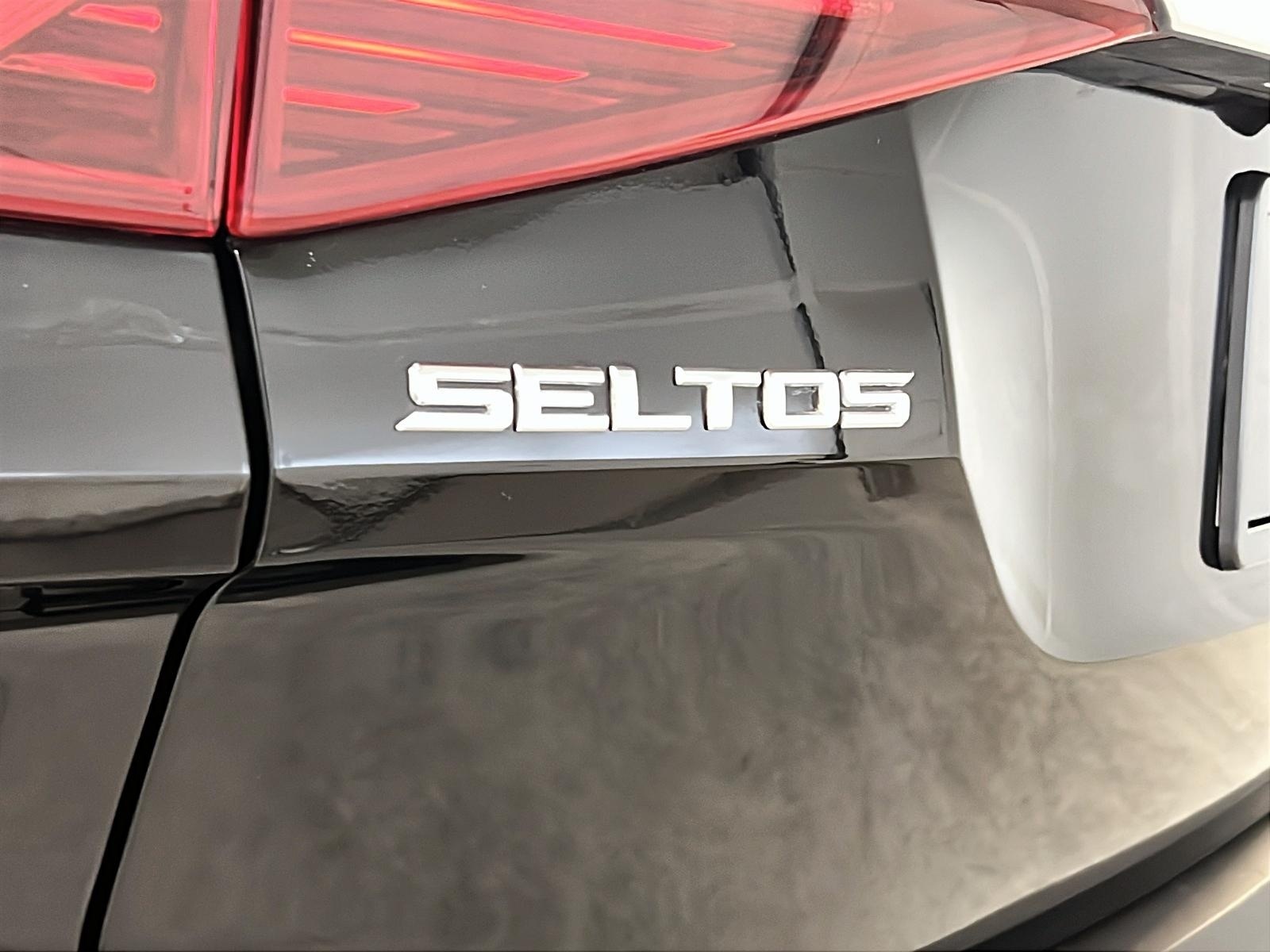 Kia SELTOS EX CUIR TOIT 4RM 2023 - image #25