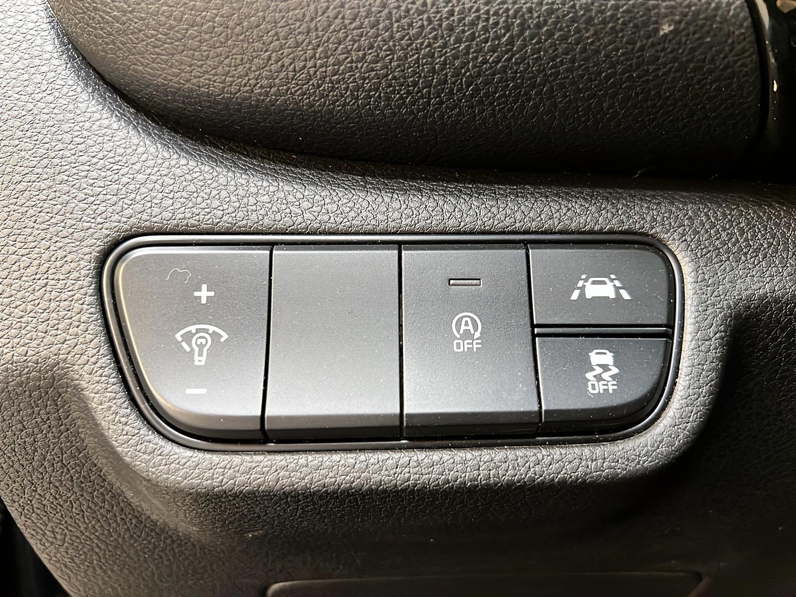 Kia SELTOS EX CUIR TOIT 4RM 2023 - image #21