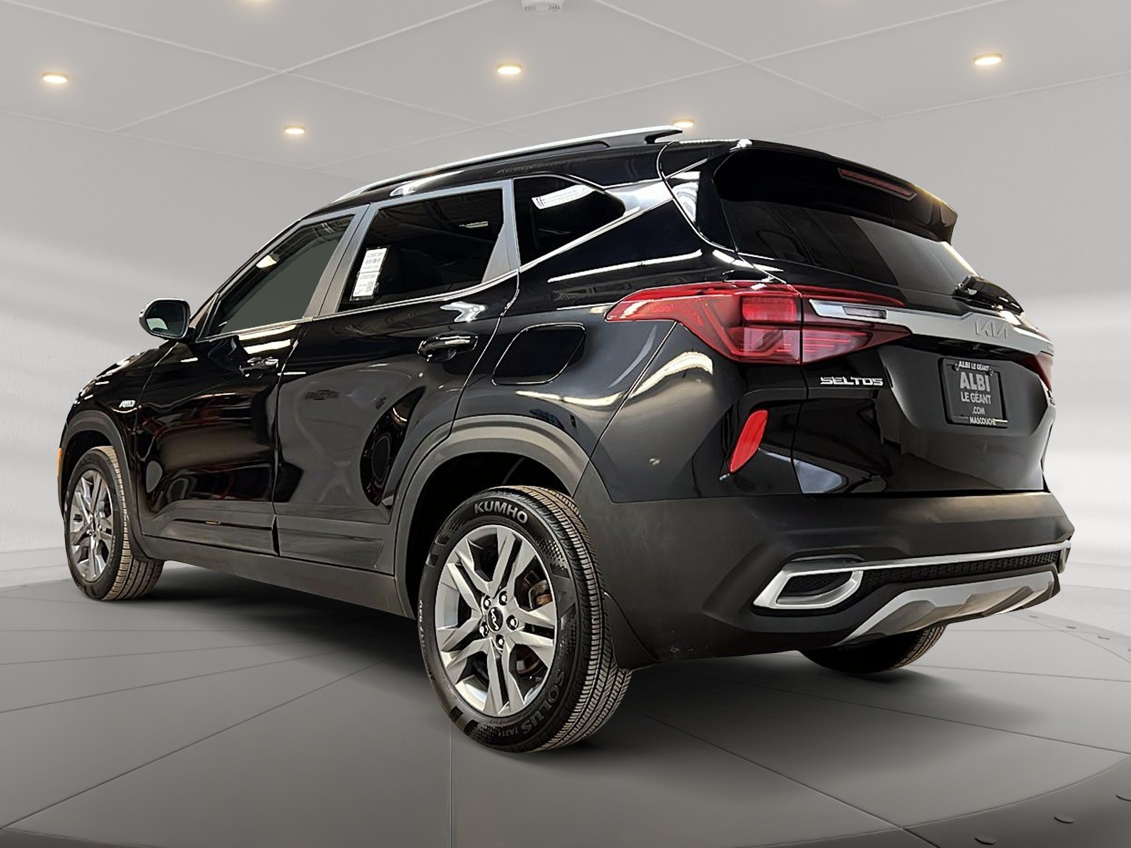 Kia SELTOS EX CUIR TOIT 4RM 2023 - image #6