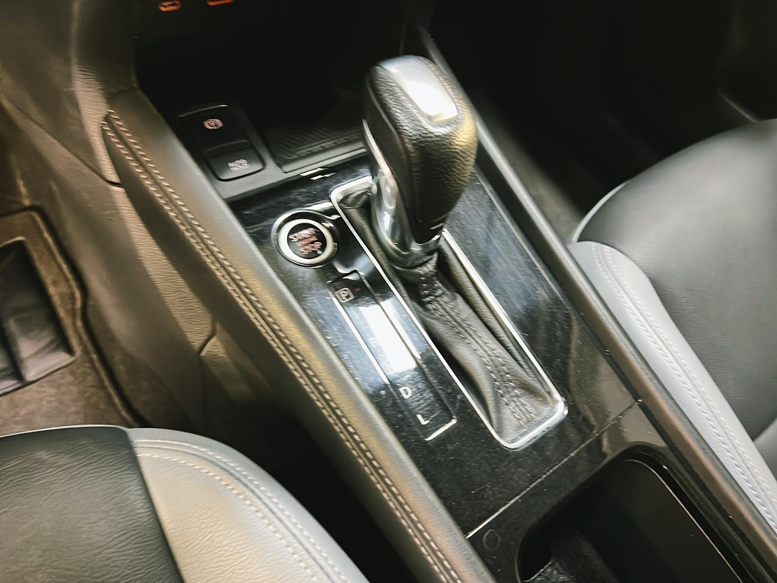 Nissan Kicks SR PREMIUM CUIR 2021 - image #13