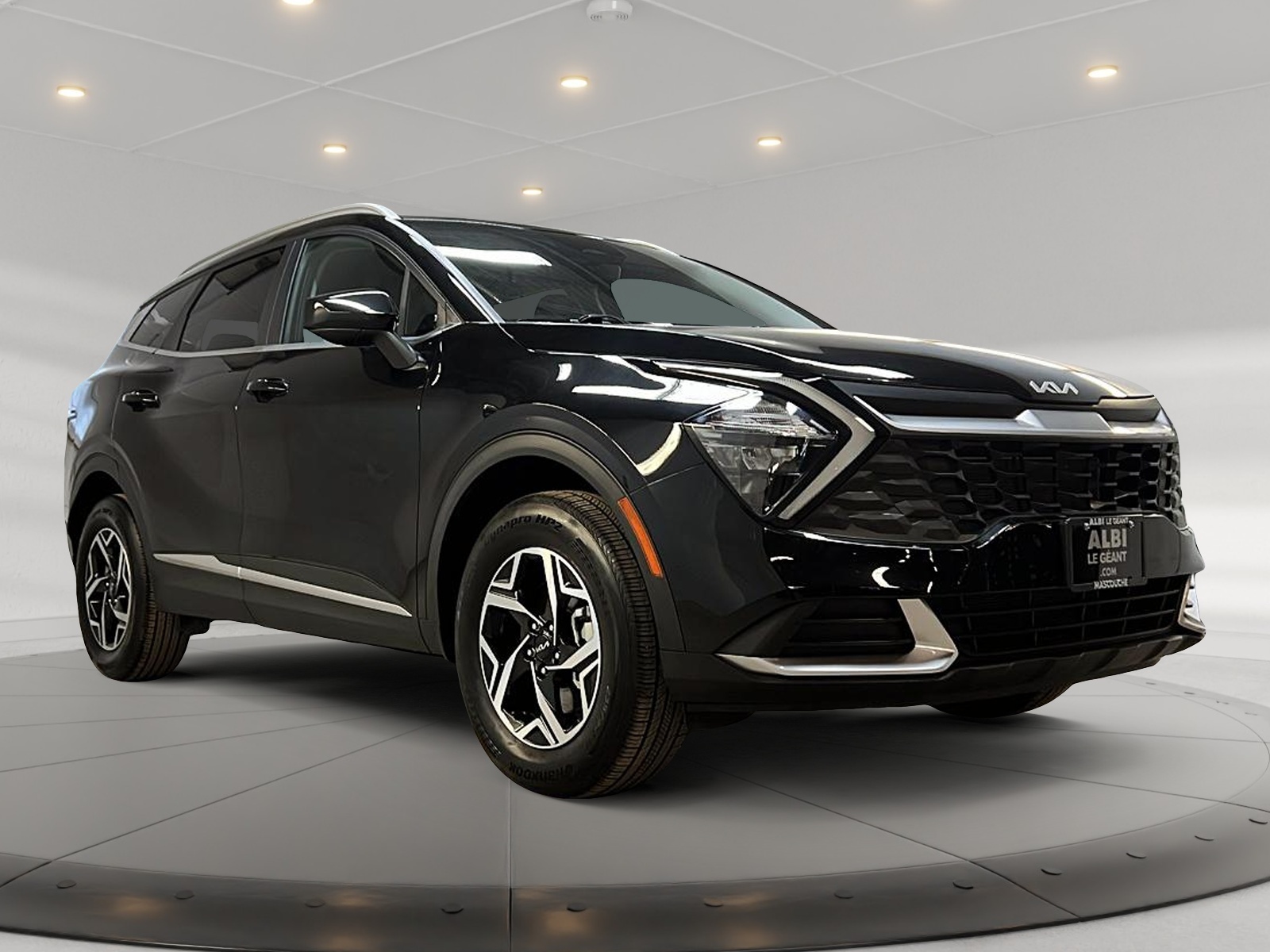 Kia Sportage 2023 - Image #3
