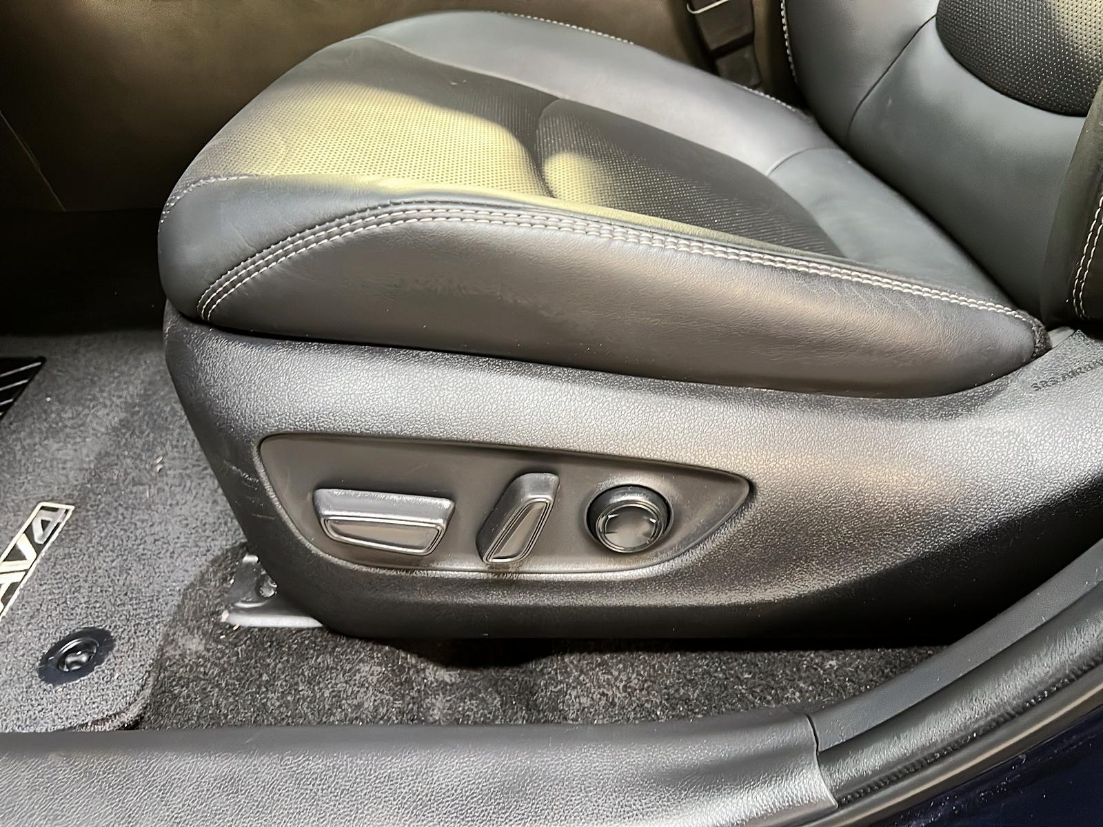 Toyota RAV4 LIMITED CUIR TOIT NAV 4RM 2024 - image #26
