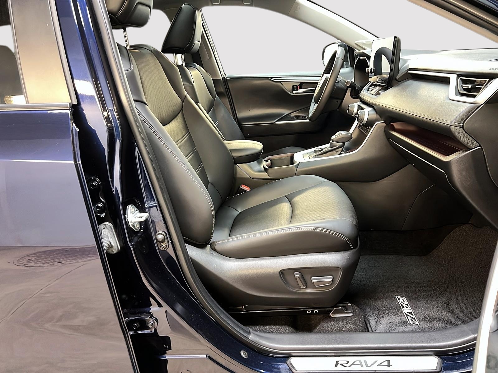 Toyota RAV4 2024 - Image #8