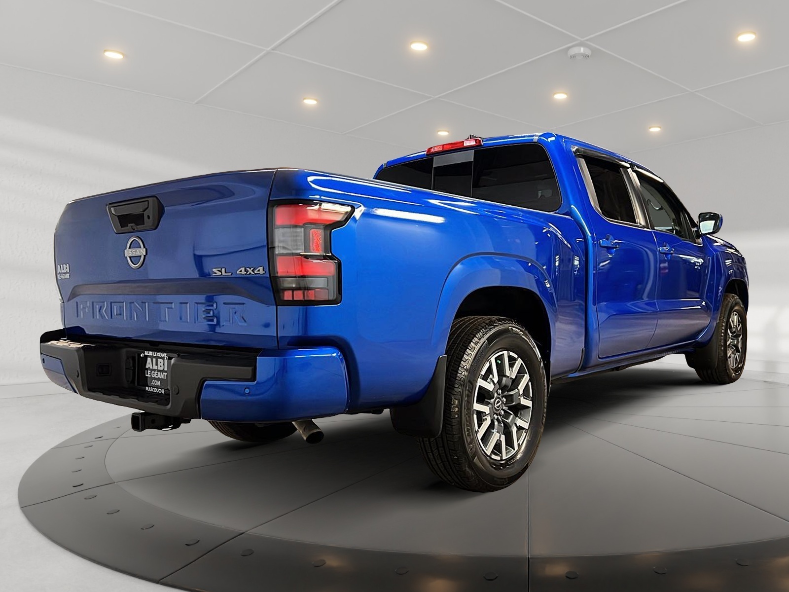 Nissan Frontier SL CREW CAB CUIR TOIT NAV 4X4 2025 - image #4