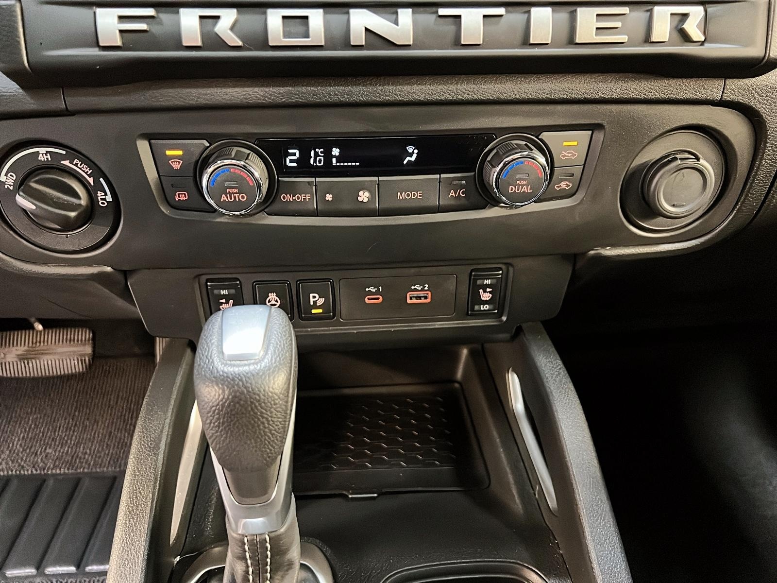 Nissan Frontier SL CREW CAB CUIR TOIT NAV 4X4 2025 - image #15