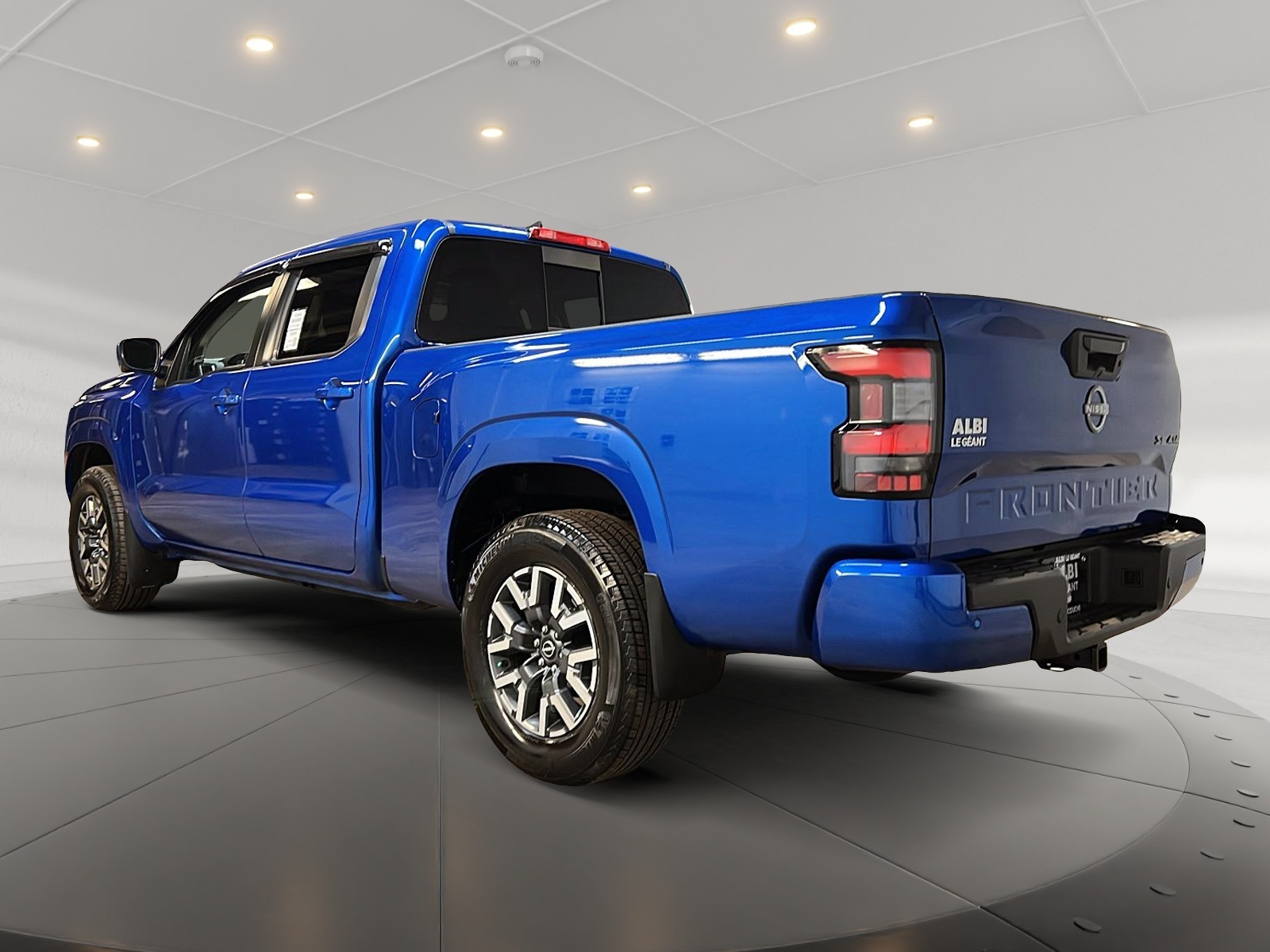 Nissan Frontier SL CREW CAB CUIR TOIT NAV 4X4 2025 - image #6