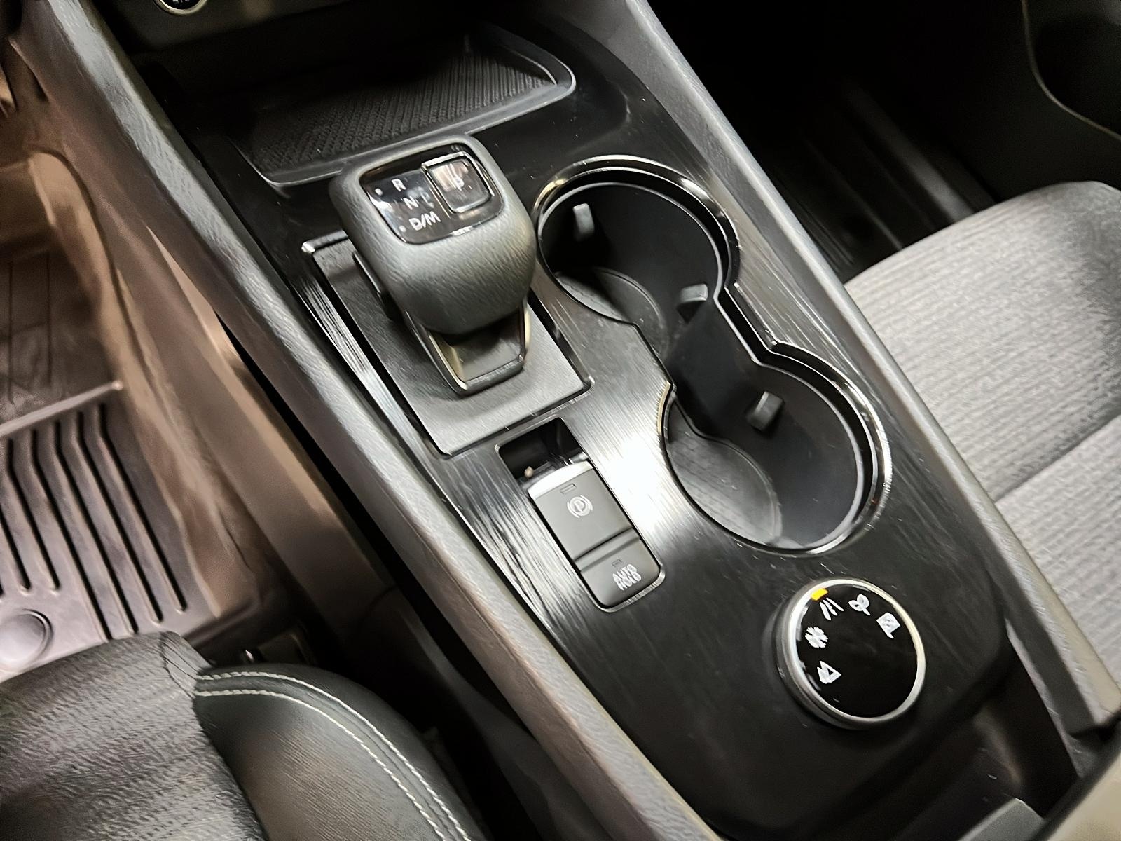 Nissan Rogue S 4RM 2022 - image #13