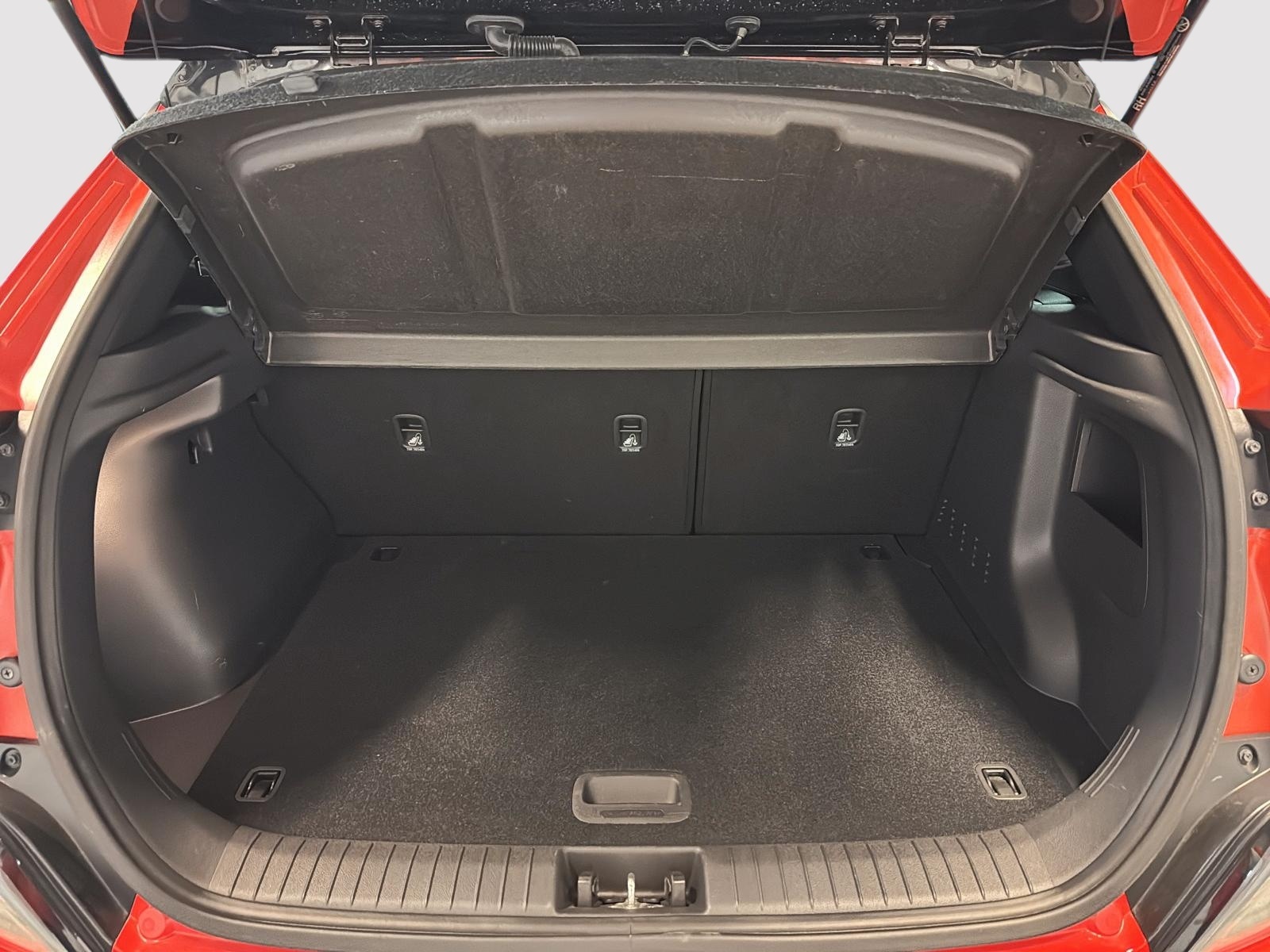 Hyundai Kona N LINE 1.6T NAV  4RM 2023 - image #12