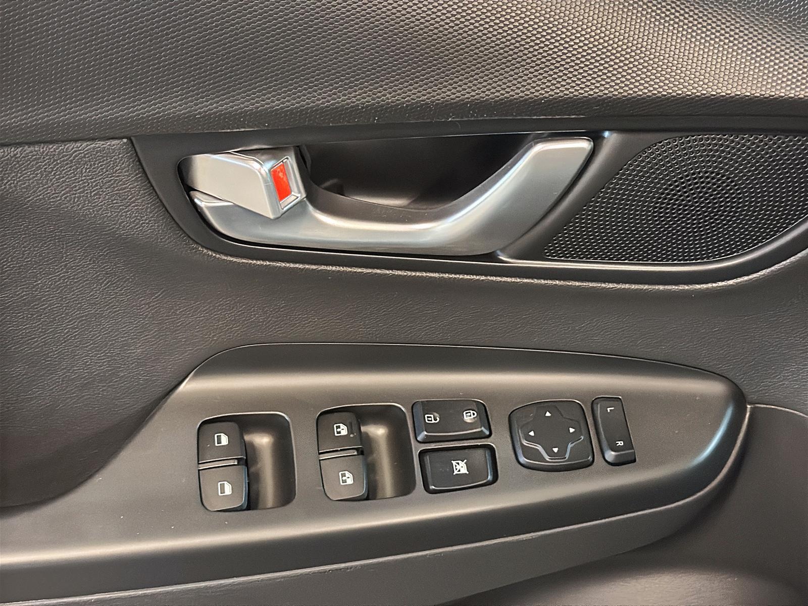 Hyundai Kona PREFERRED CUIR TOIT NAV 4RM 2023 - image #24