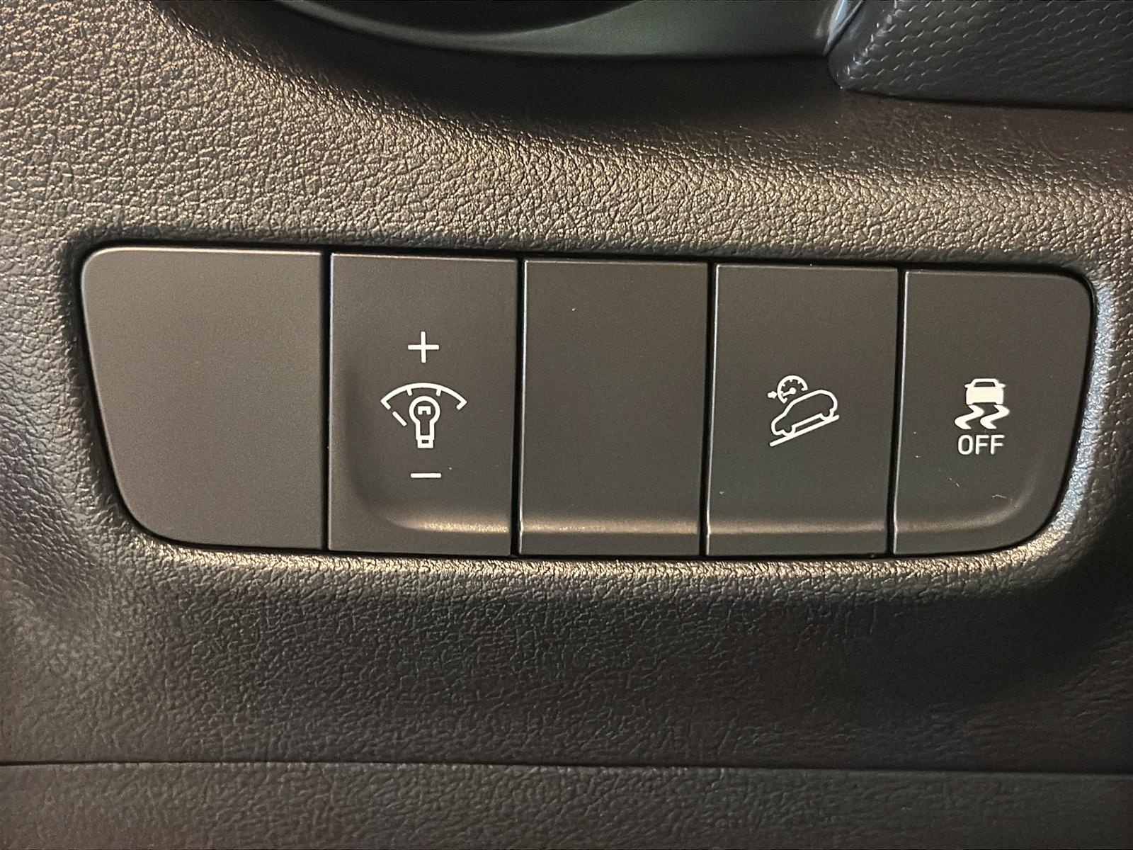Hyundai Kona PREFERRED CUIR TOIT NAV 4RM 2023 - image #23