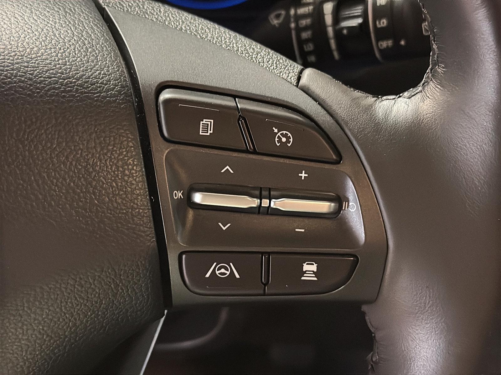 Hyundai Kona PREFERRED CUIR TOIT NAV 4RM 2023 - image #21