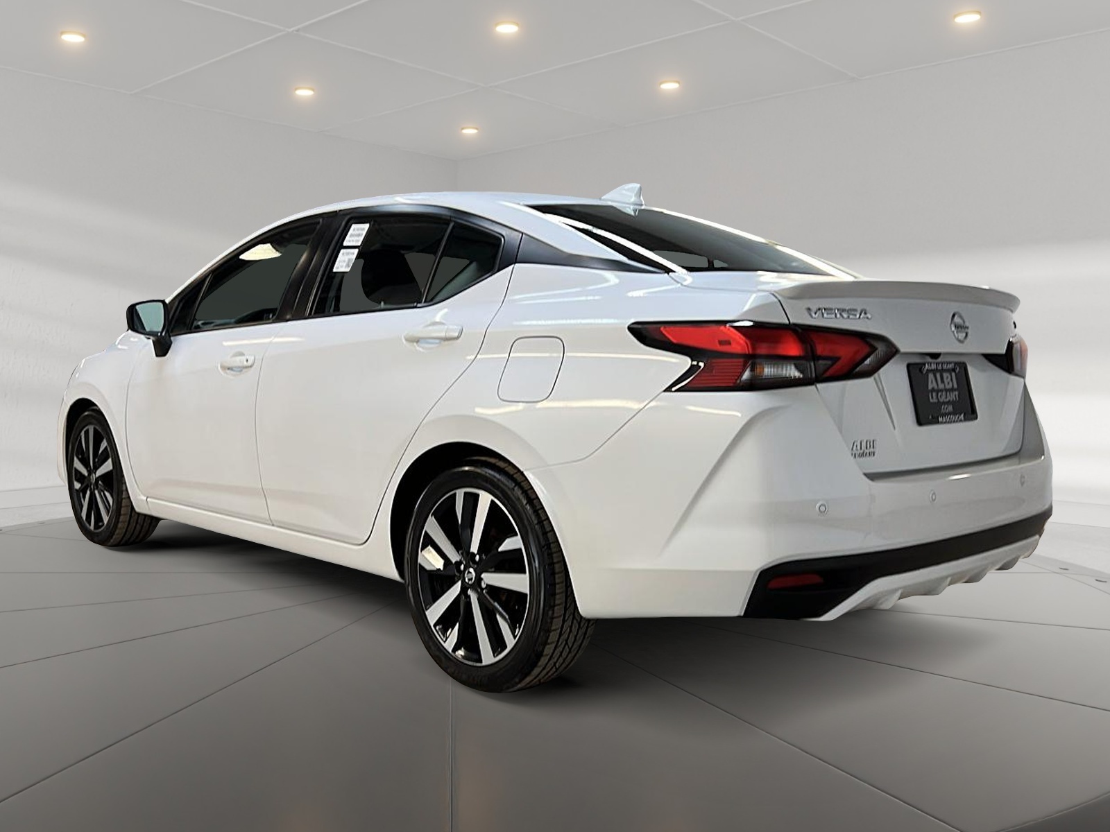 Nissan Versa 2022 - Image #6