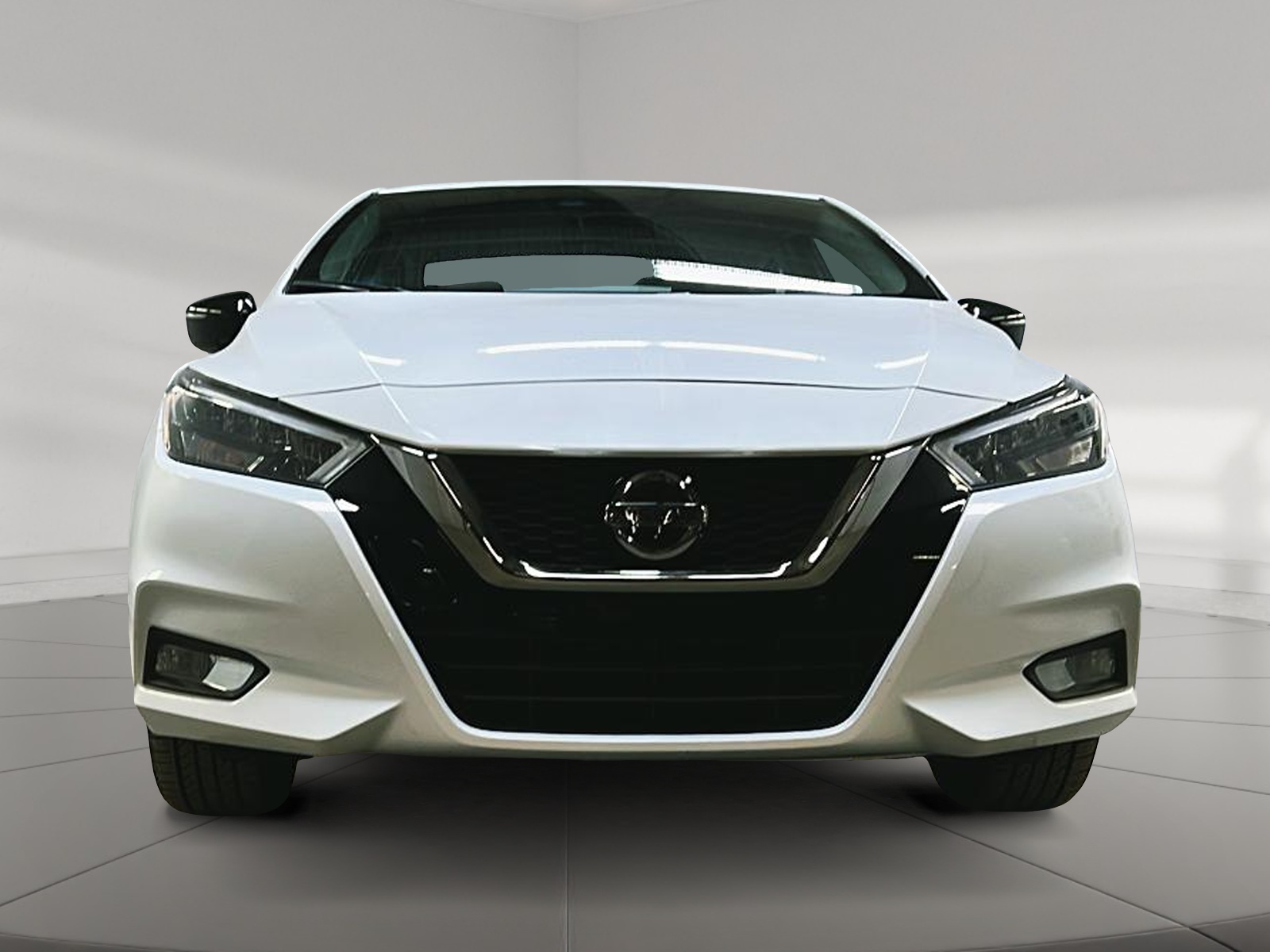 Nissan Versa 2022 - Image #2