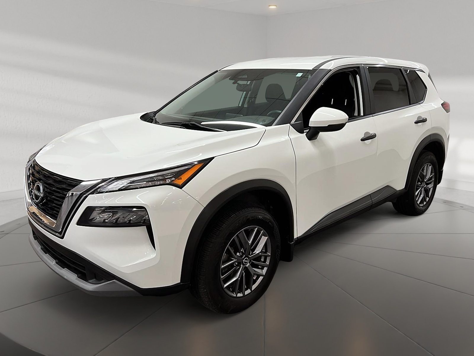 Nissan Rogue S 4RM 2023 - image #1