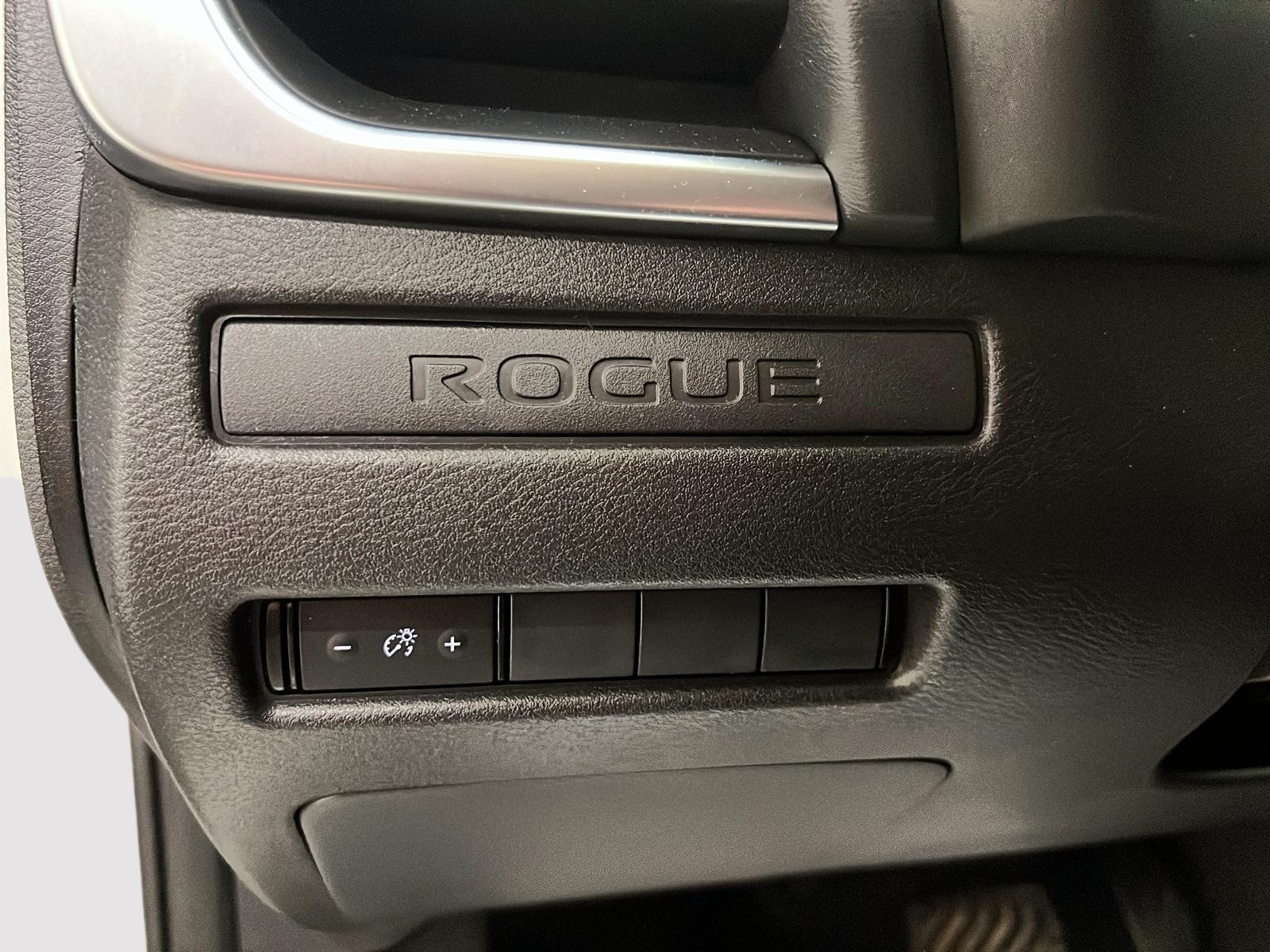 Nissan Rogue 2023 - Image #14