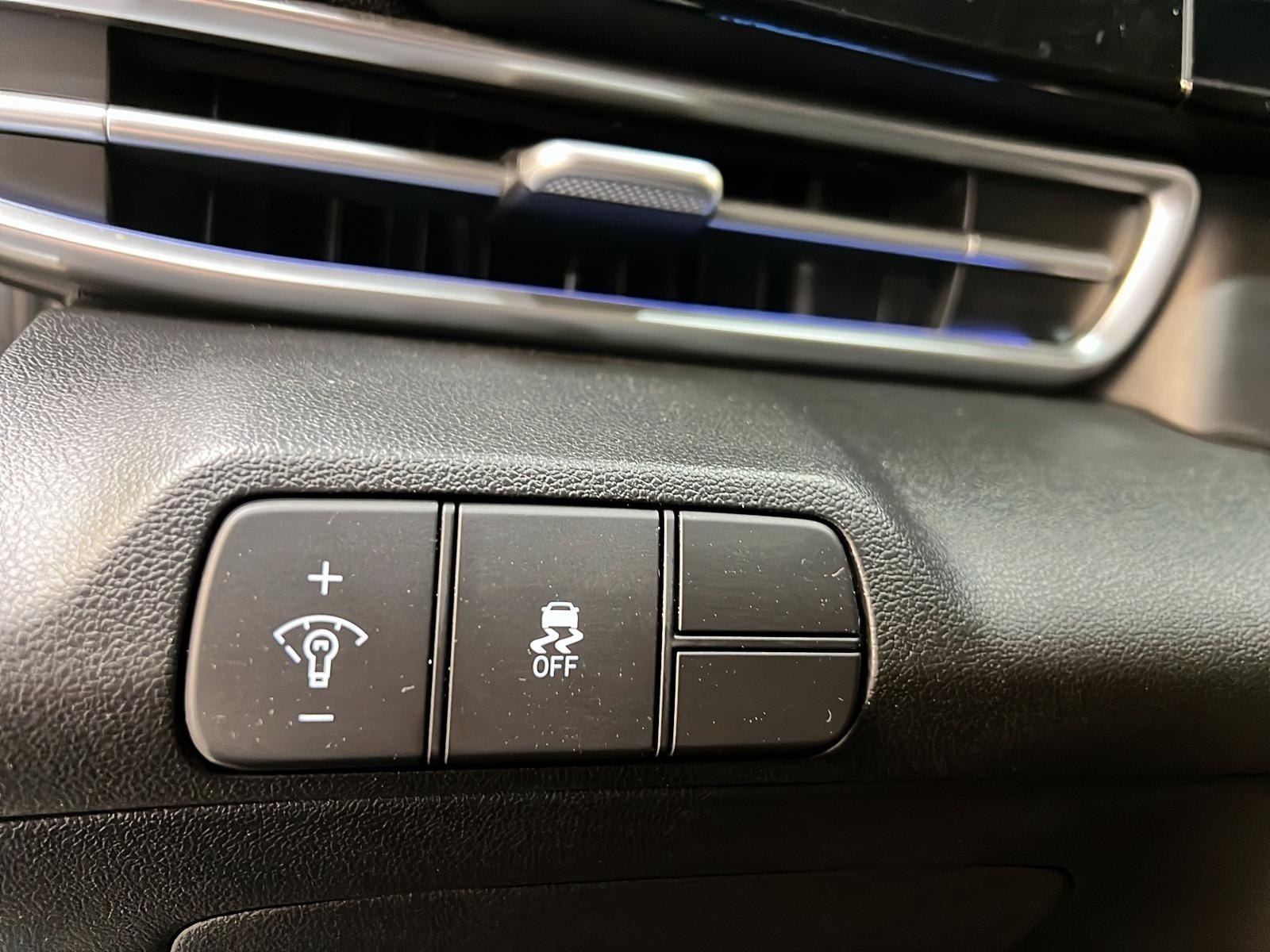 Hyundai Elantra 2024 - Image #21