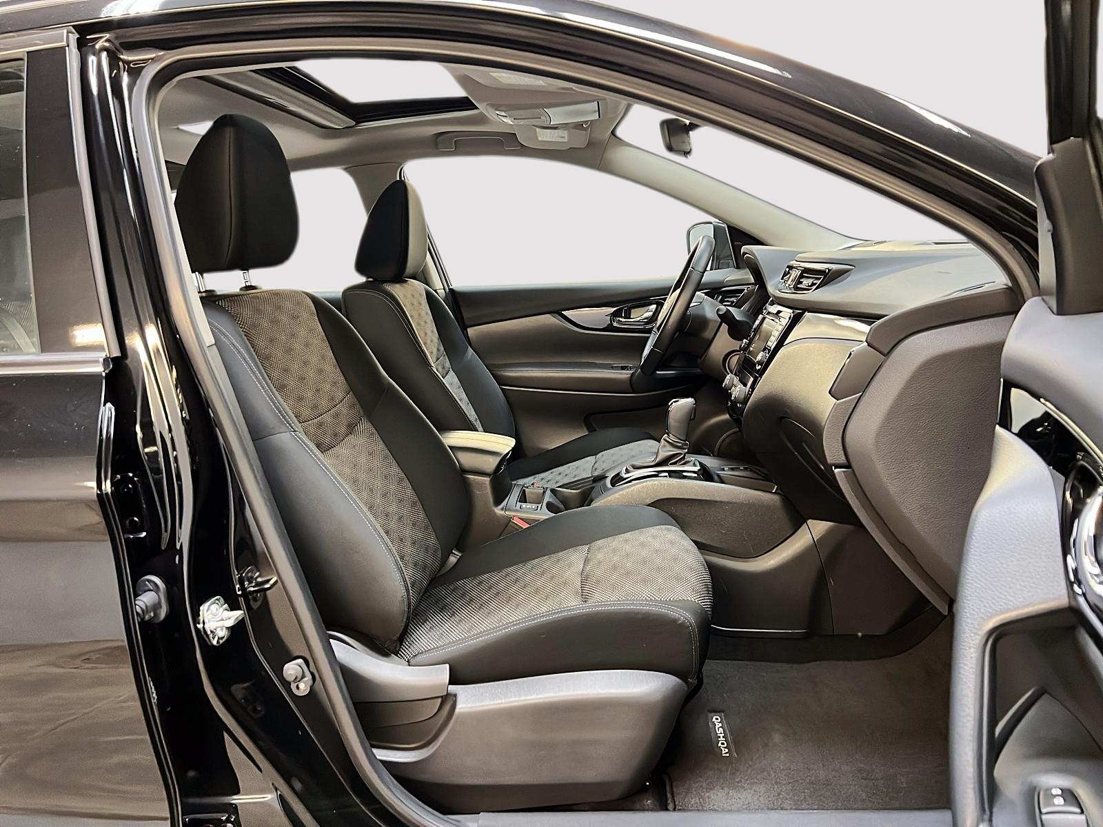 Nissan Qashqai 2023 - Image #8
