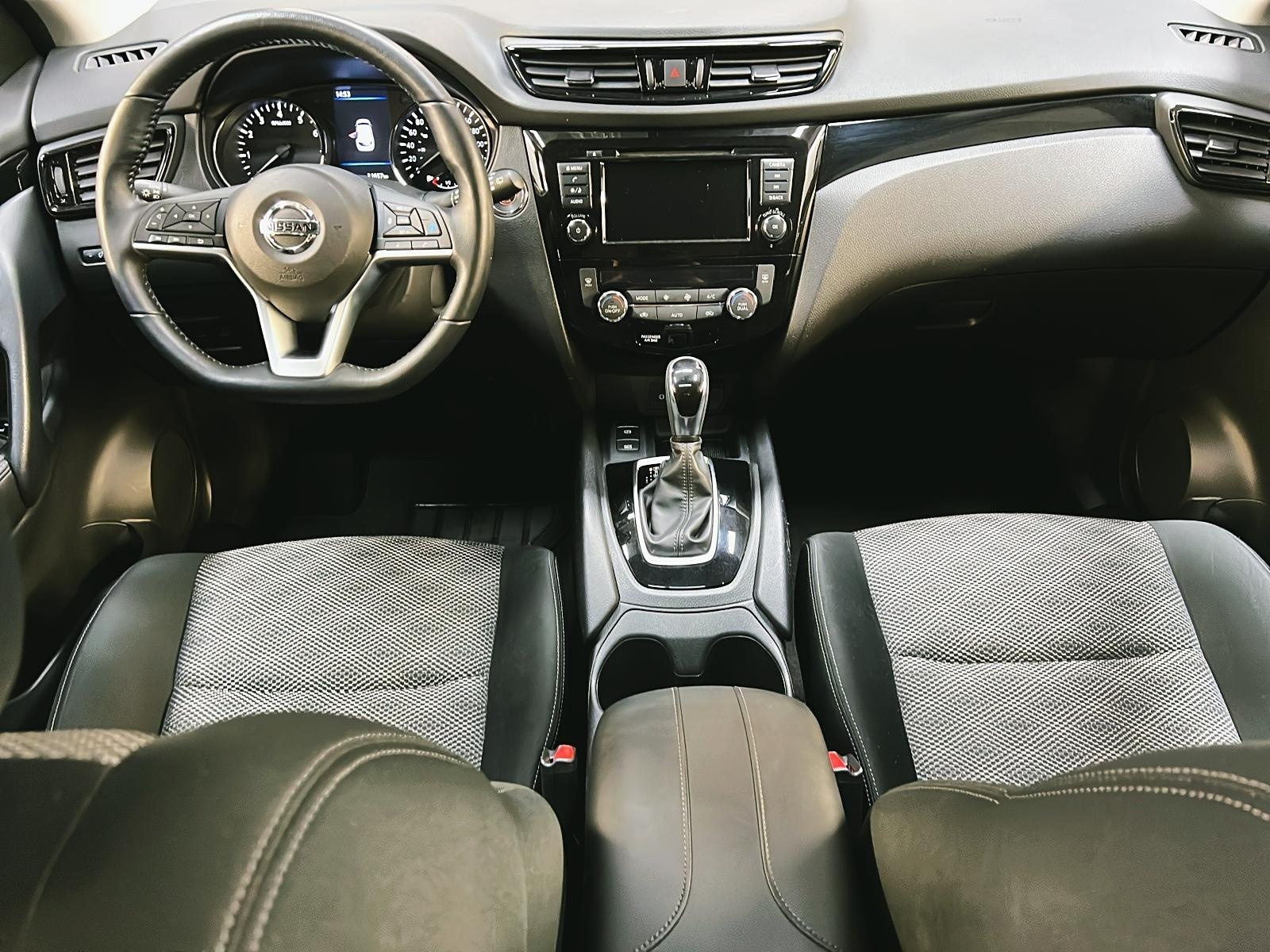 Nissan Qashqai SV TOIT 4RM 2023 - image #11
