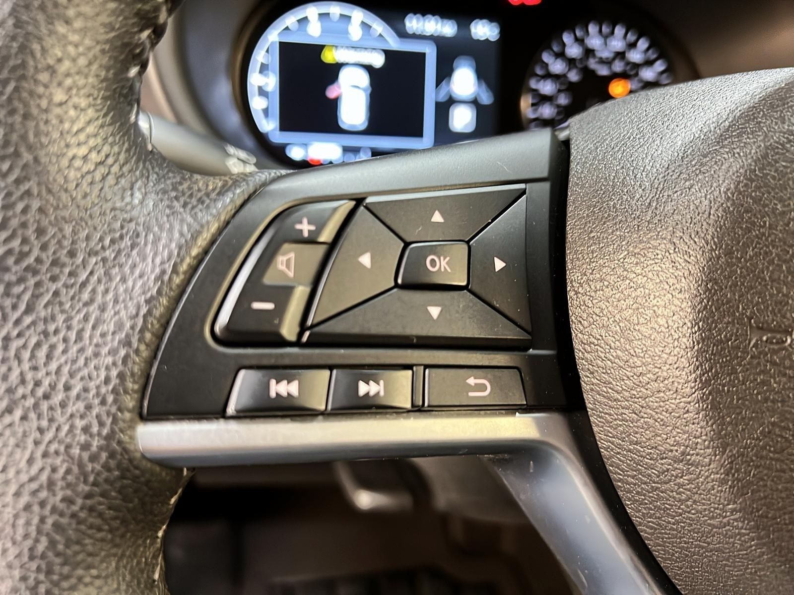 Nissan Kicks SV SPECIAL EDITION 2023 - image #19