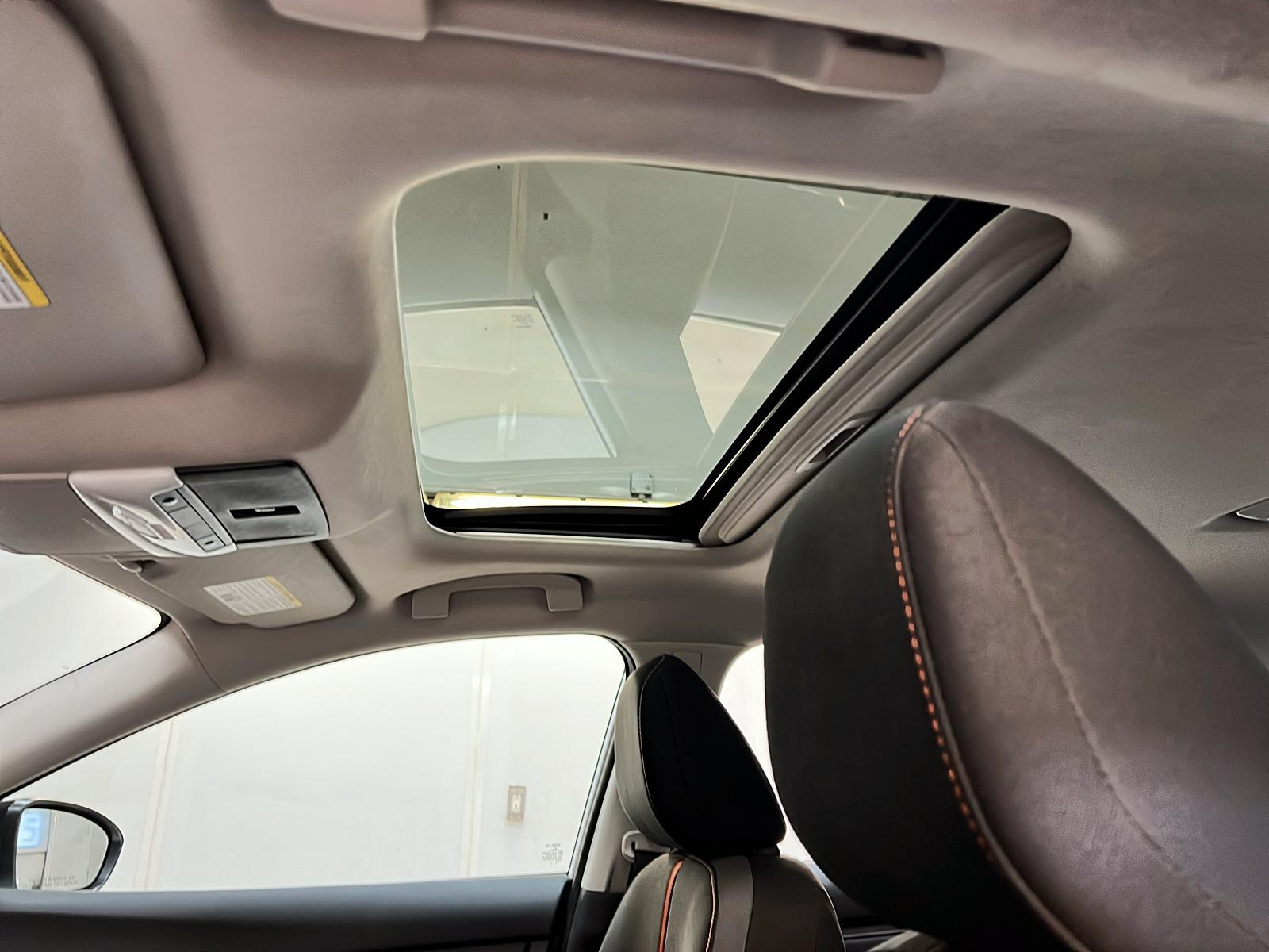 Nissan Sentra SR TOIT 2021 - image #10