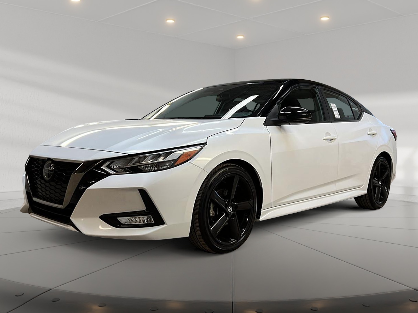 Nissan Sentra 2021 - Image #1