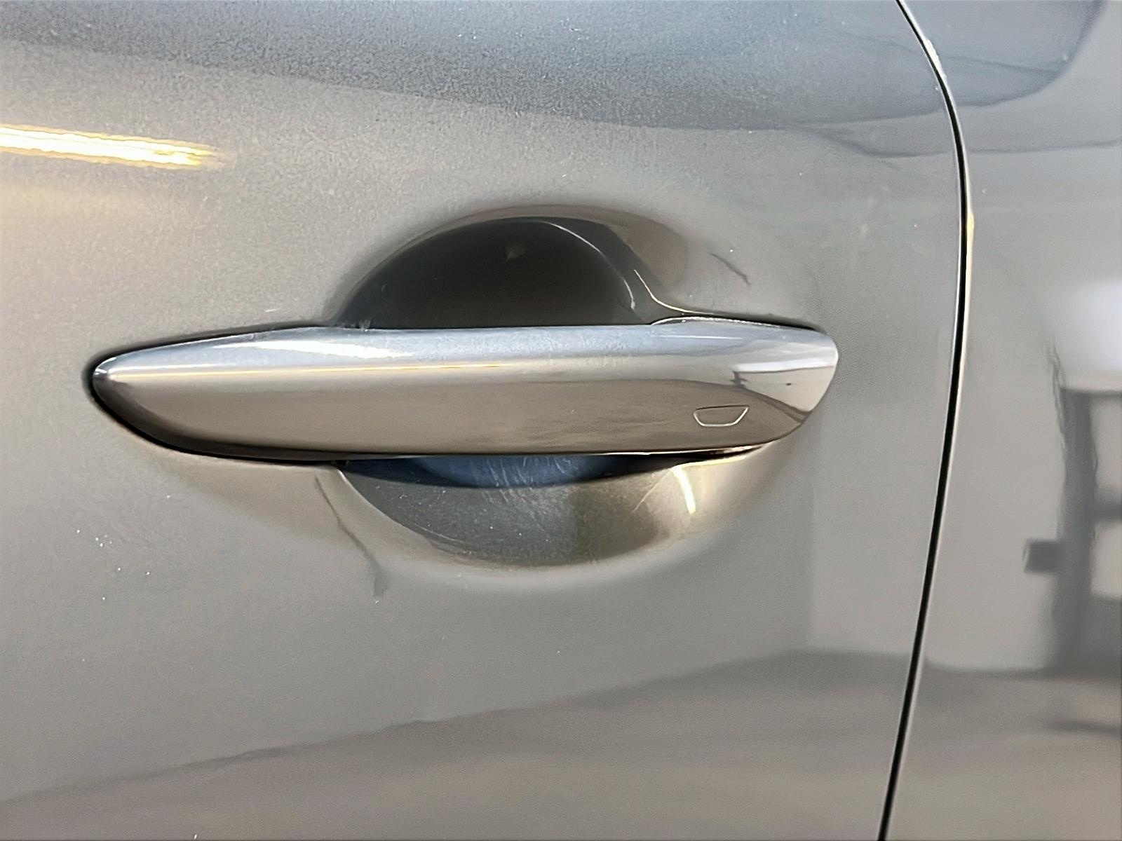 Mazda MX-30 2023 - Image #25