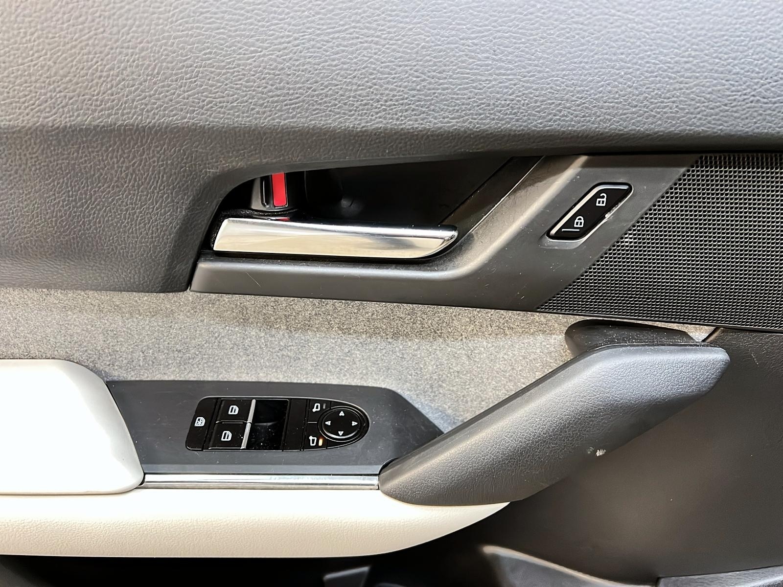 Mazda MX-30 GS NAV 2023 - image #23