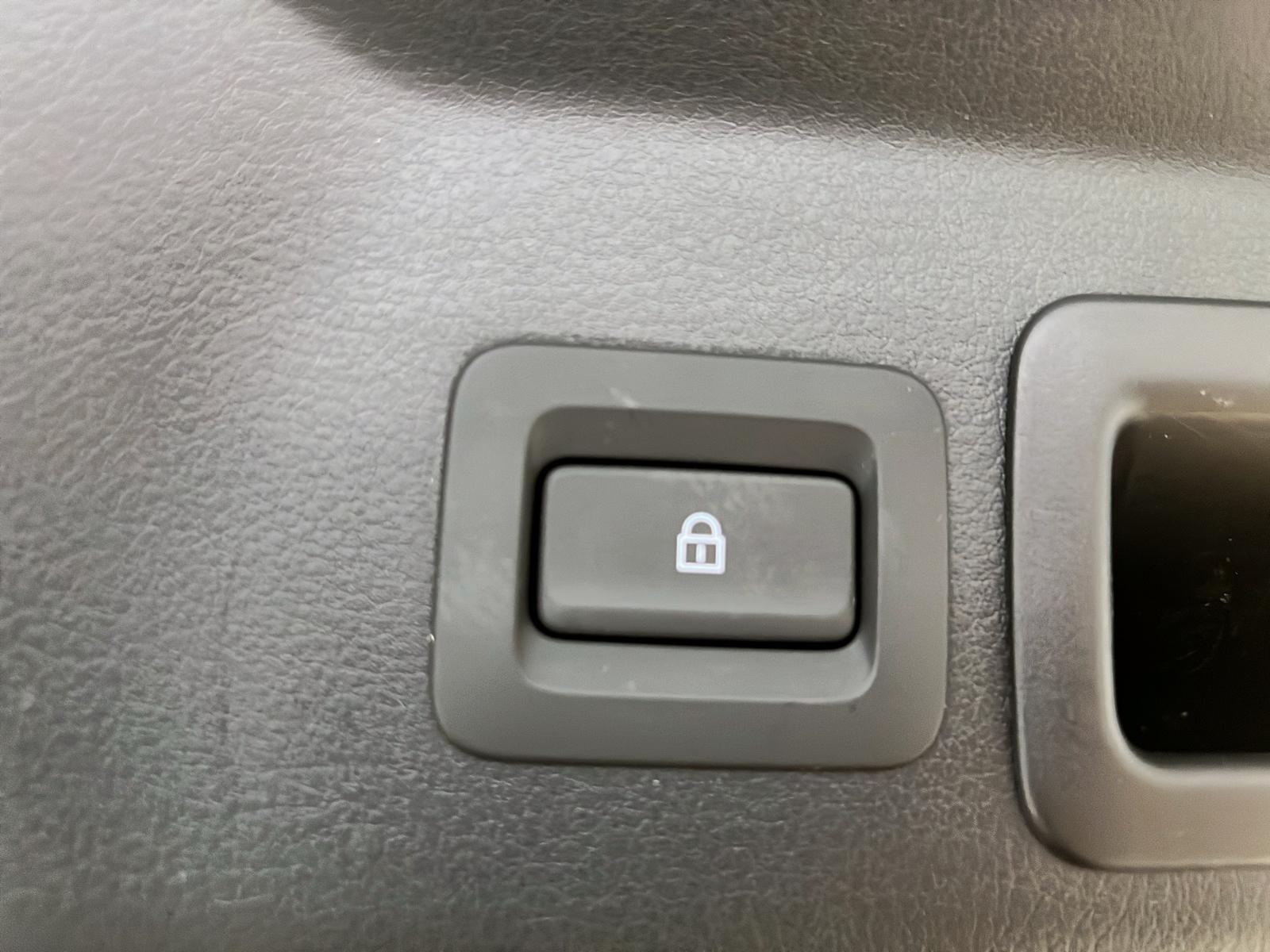 Mazda MX-30 GS NAV 2023 - image #13