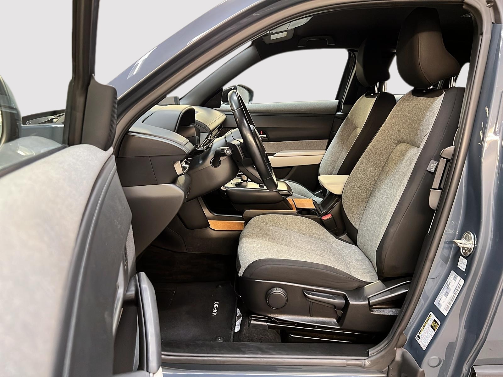 Mazda MX-30 2023 - Image #7