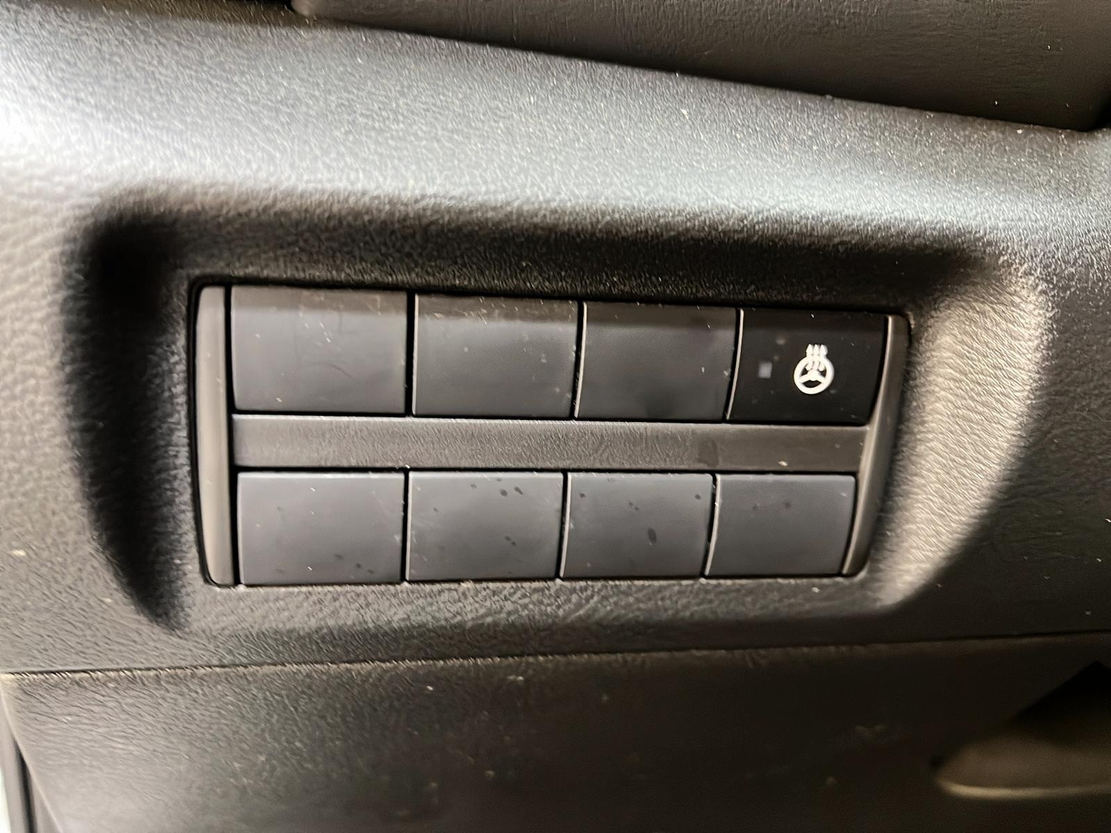 Nissan Kicks SR PREMIUM CUIR 2023 - image #20