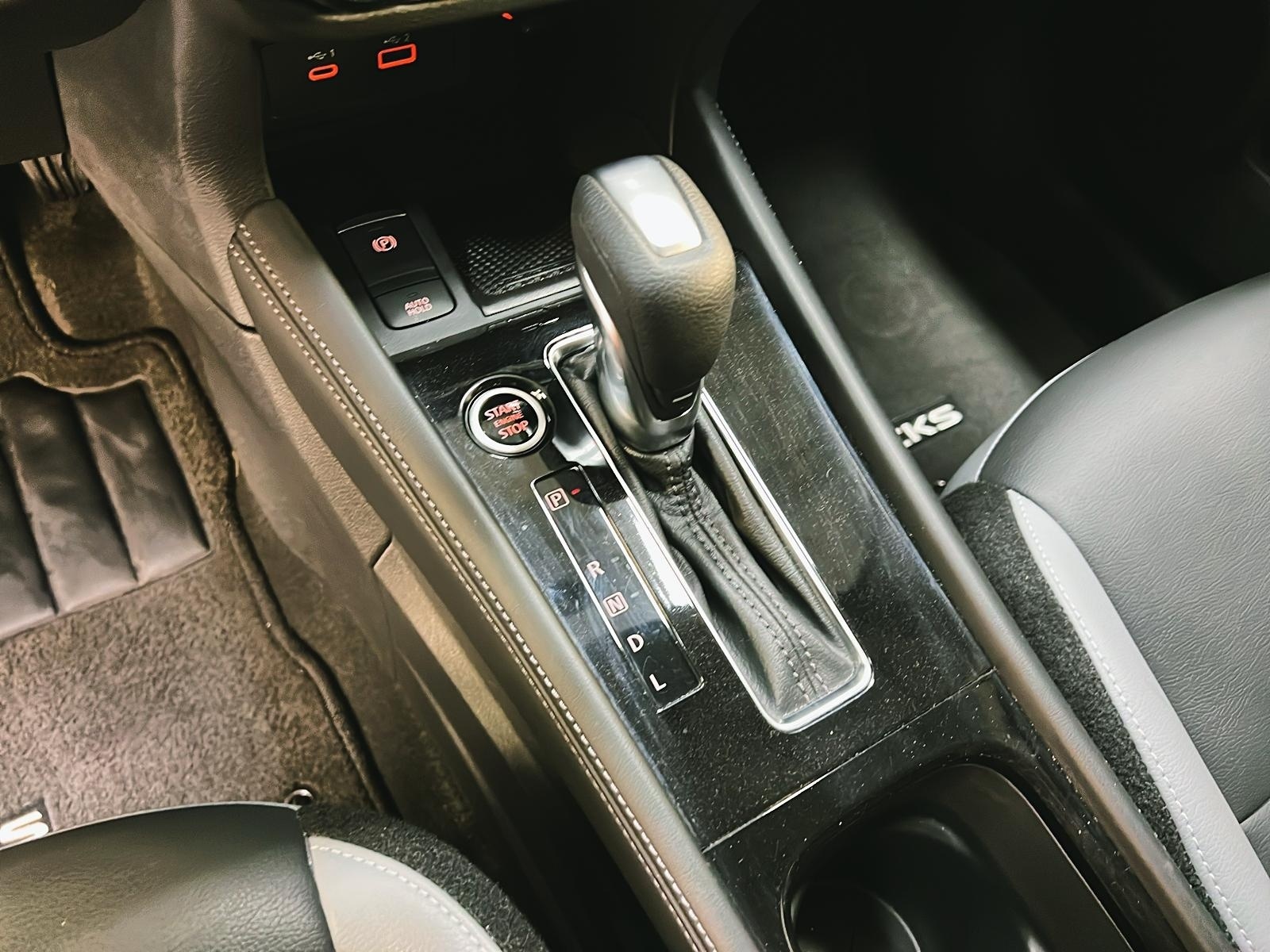 Nissan Kicks SR PREMIUM CUIR 2023 - image #13