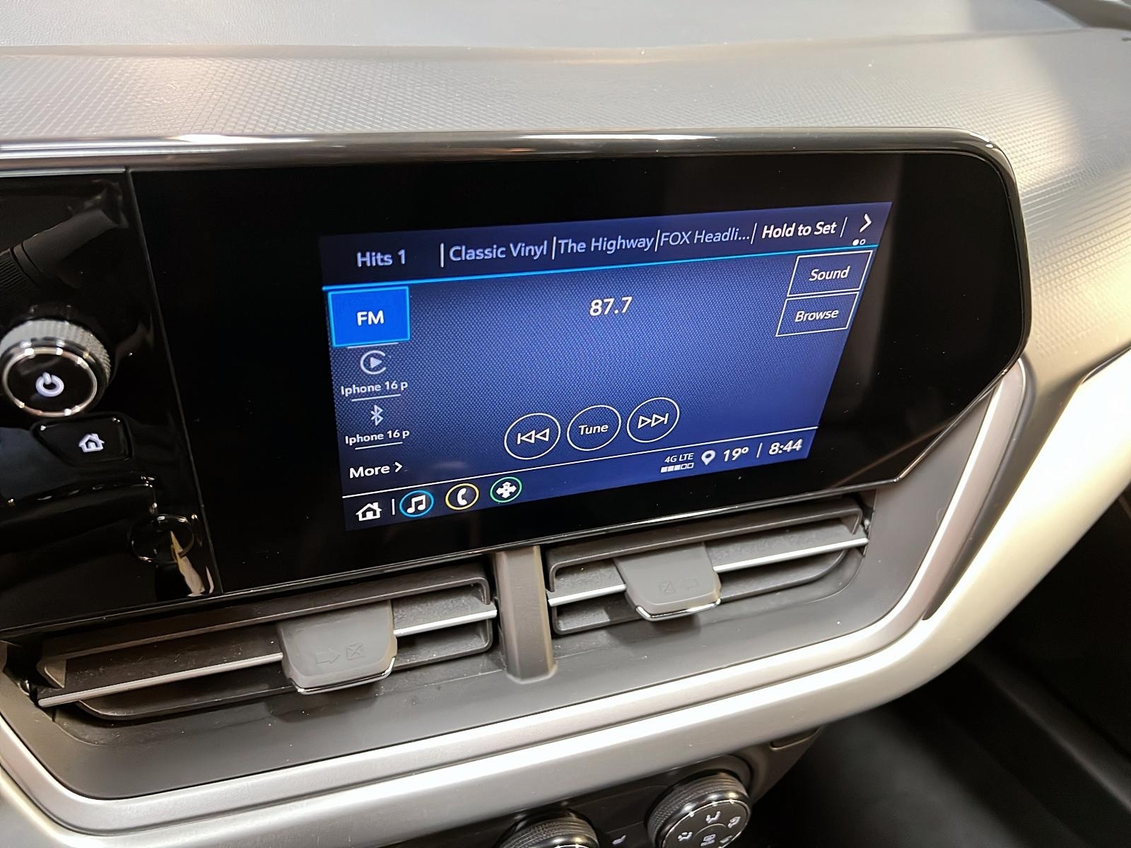 Chevrolet Trax 1LS 2024 - image #15