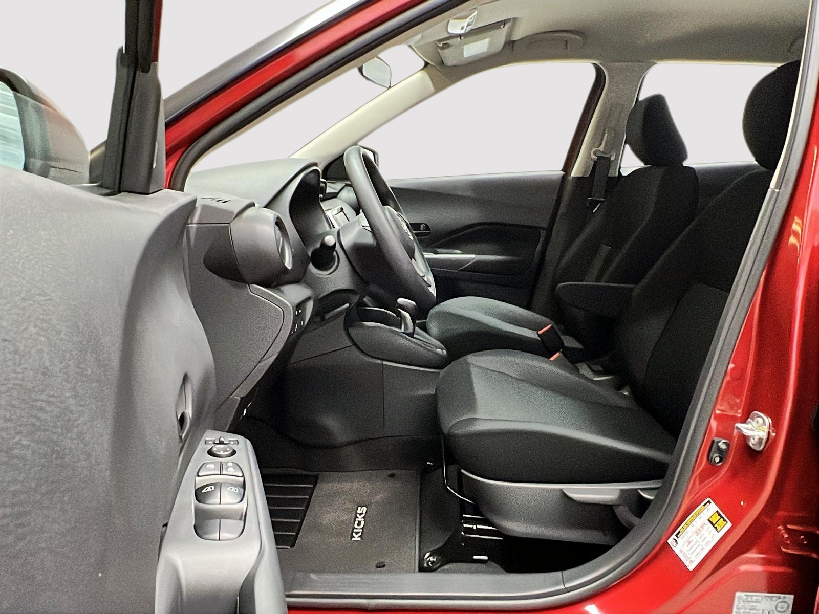 Nissan KICKS PLAY S 2025 — photo 7