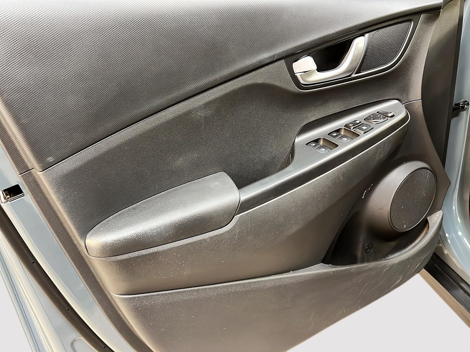 Hyundai Kona EV PREFERRED 2022 - image #22