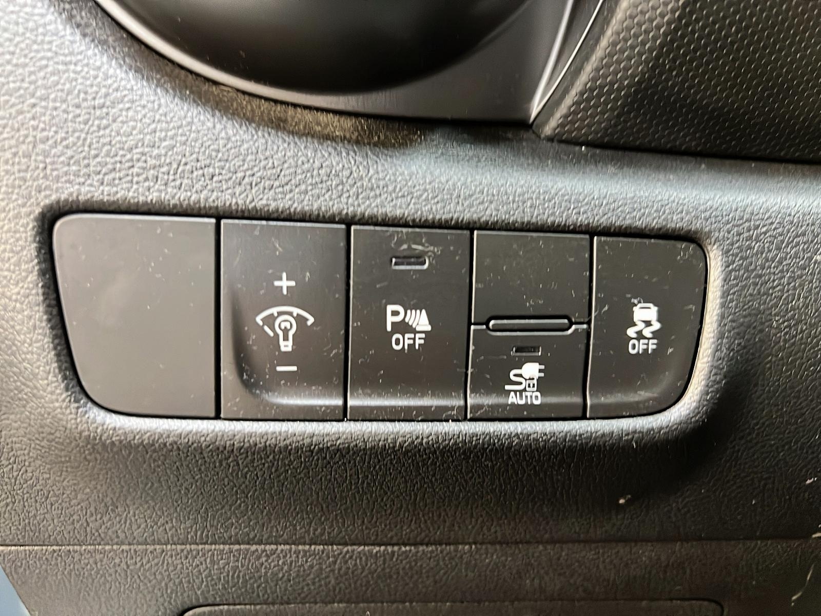 Hyundai Kona EV PREFERRED 2022 - image #20