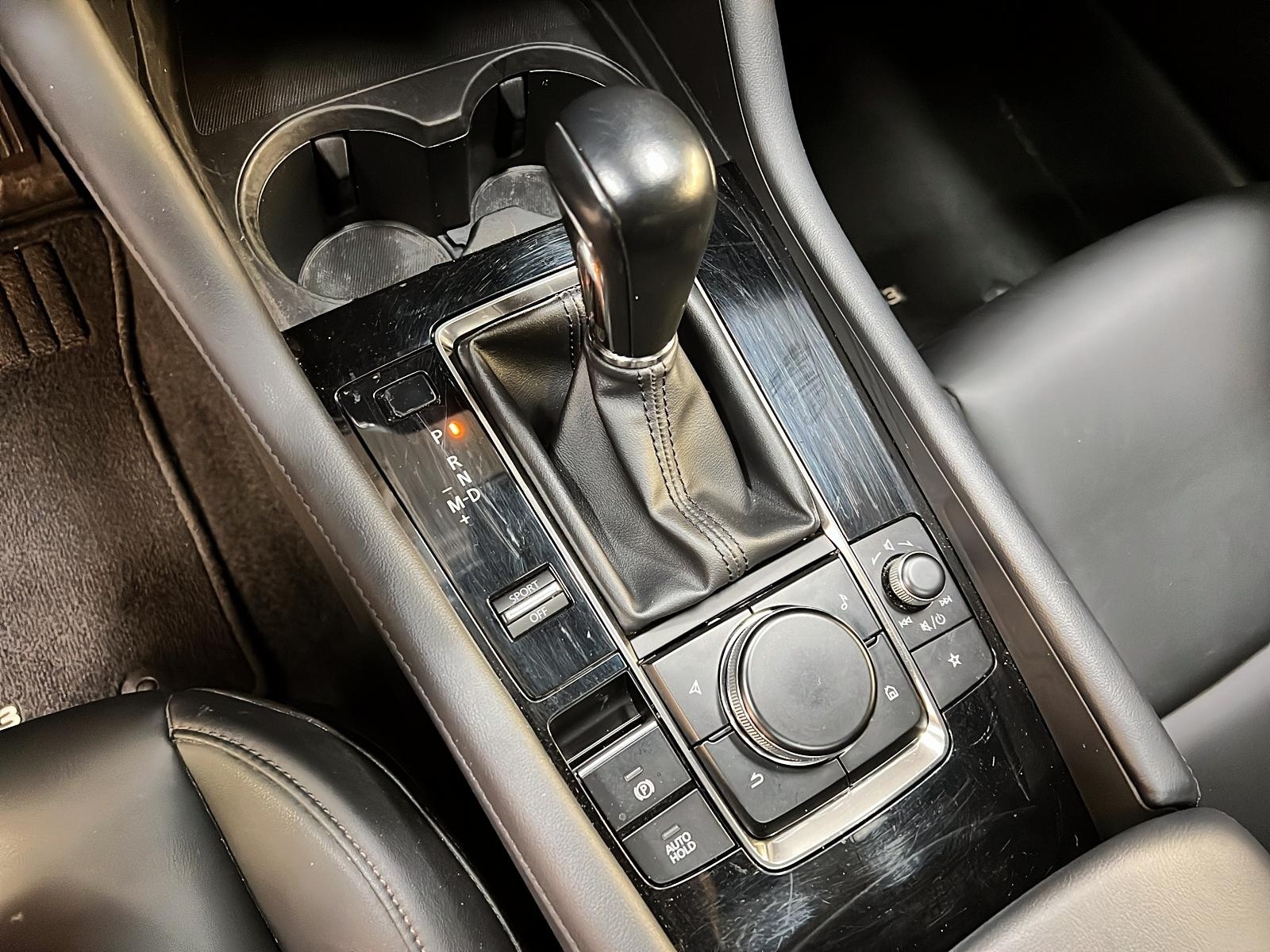 Mazda Mazda3 Sport 2022 - Image #14