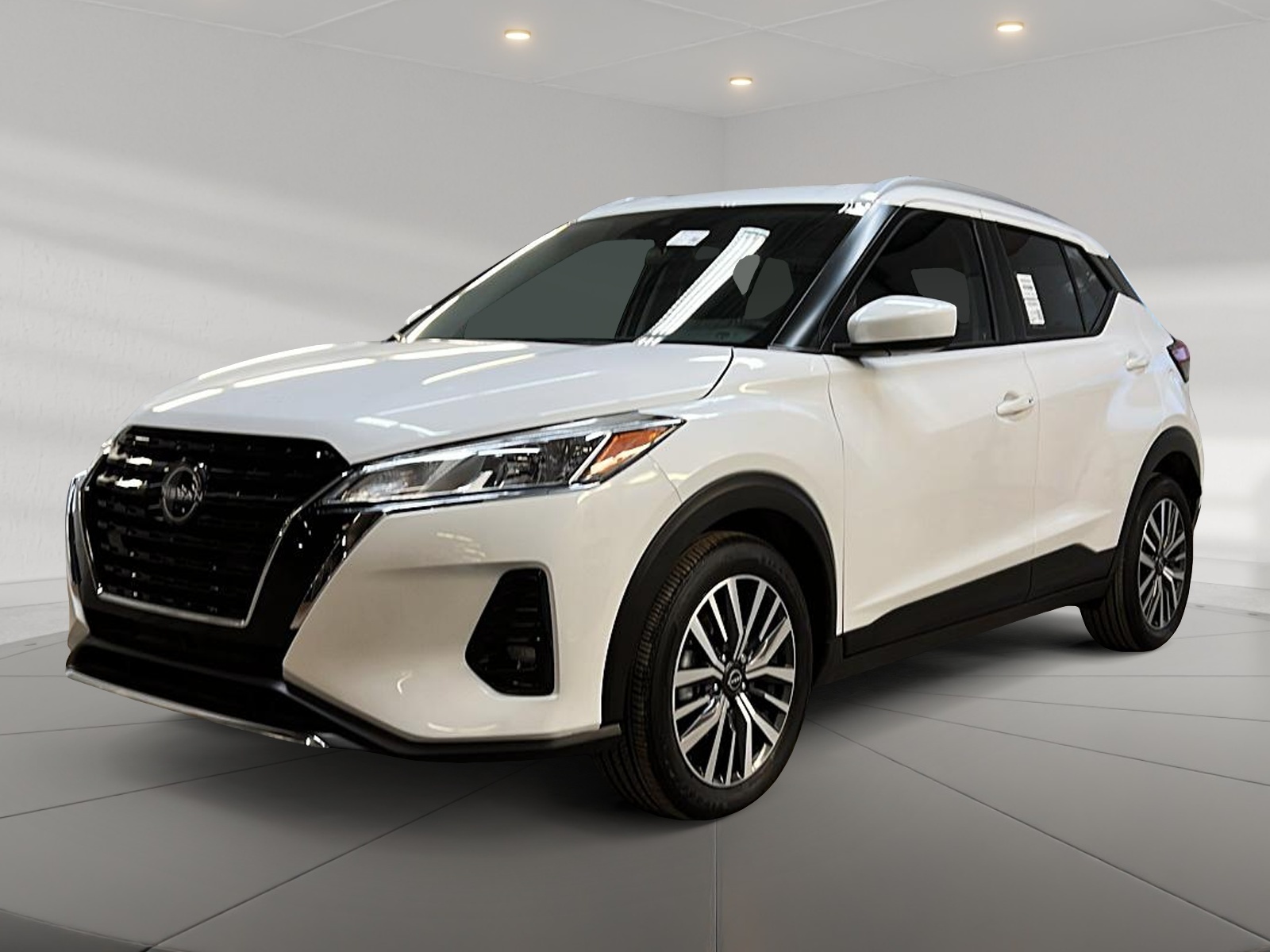 Nissan Kicks SV 2023 - image #1