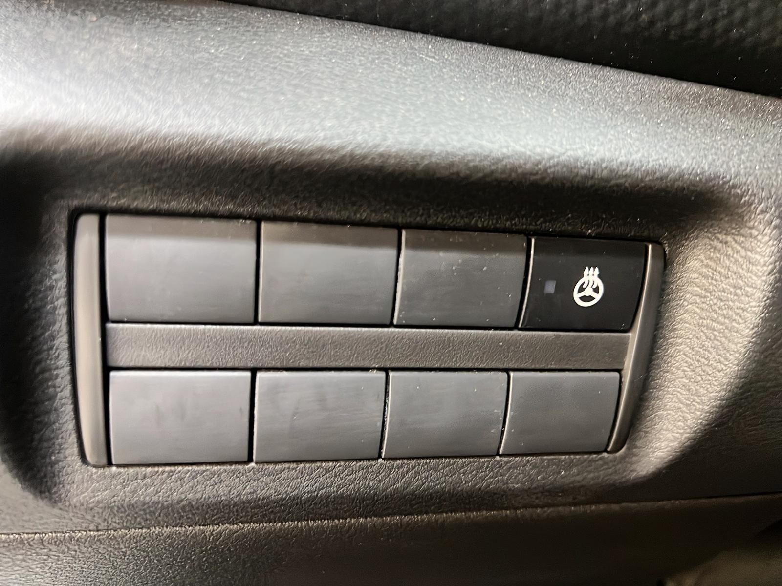 Nissan Kicks SV 2023 - image #20