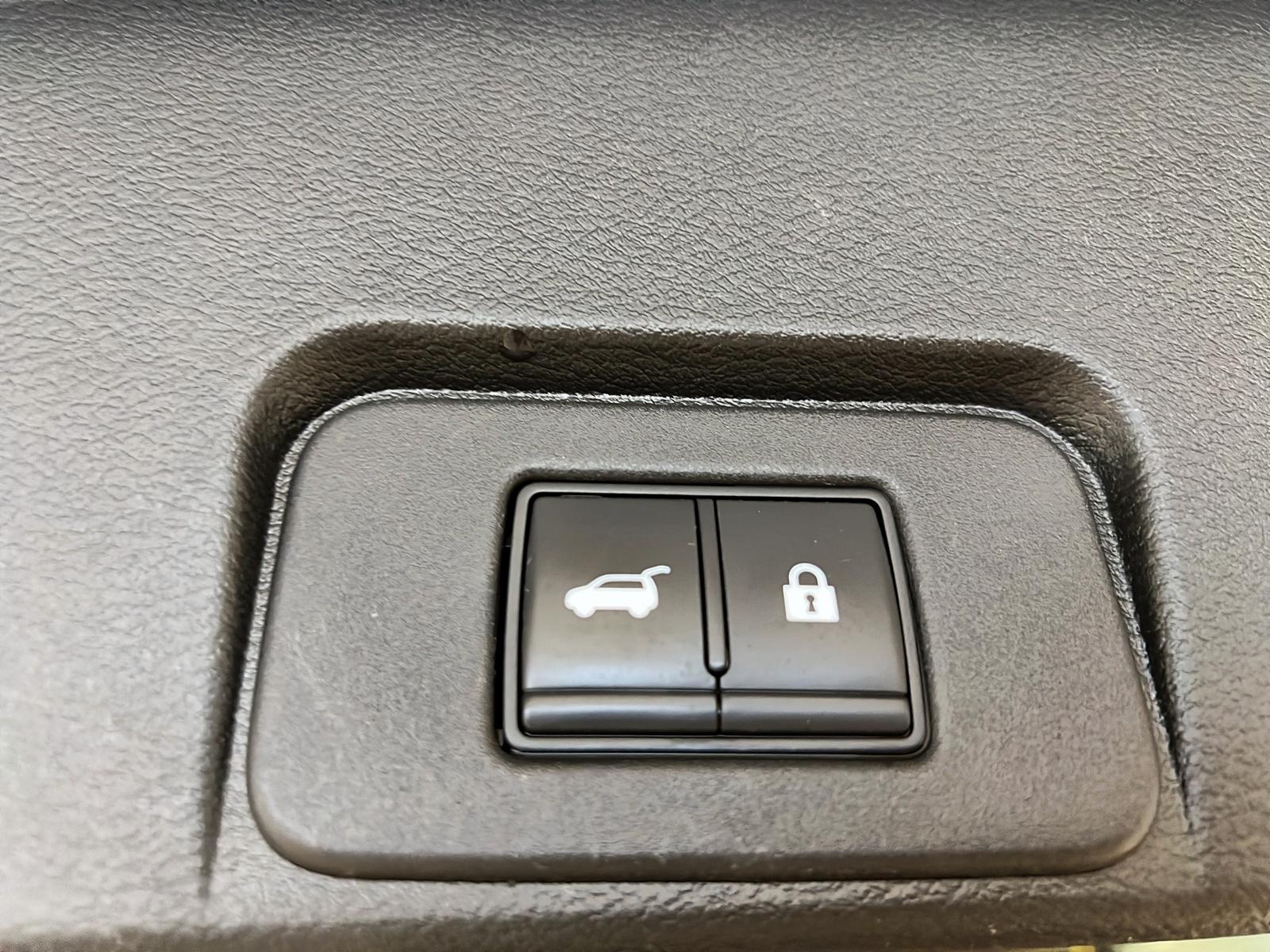 Nissan Rogue SV PREMIUM CUIR TOIT PANO 4RM 2022 - image #15