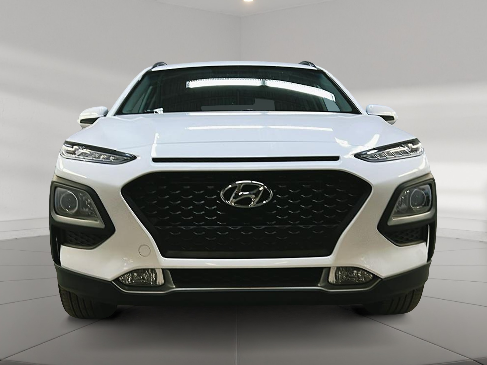 Hyundai Kona PREFERRED 4RM 2021 - image #2