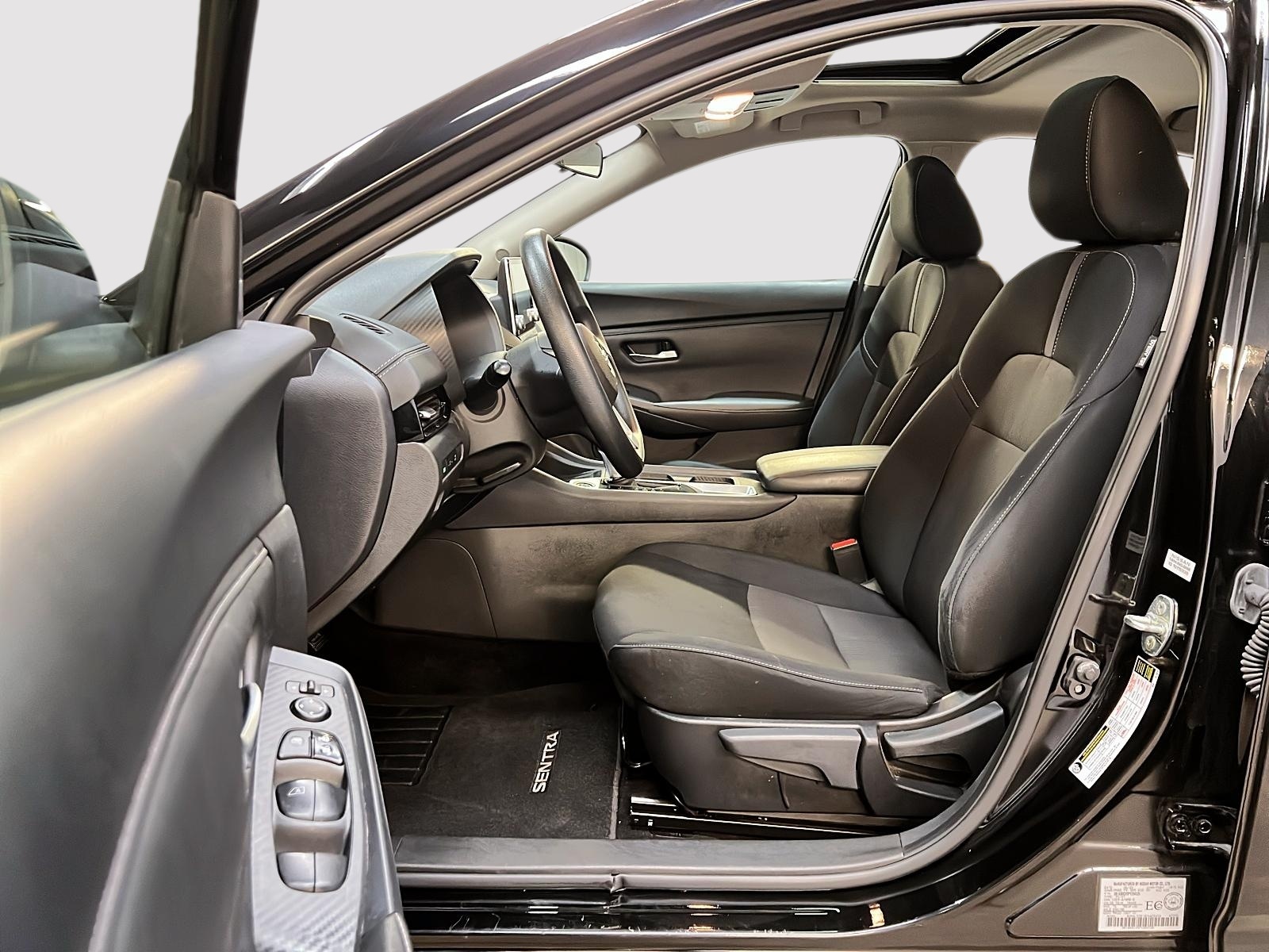 Nissan Sentra SV SPECIAL EDITION TOIT 2023 - image #7