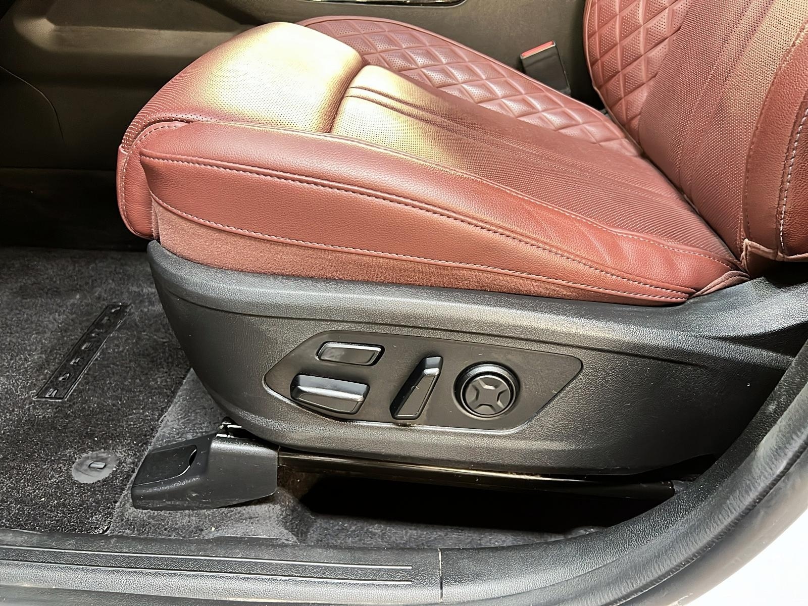 Kia Sorento SX TURBO CUIR TOIT PANO NAV 4RM 2023 - image #28