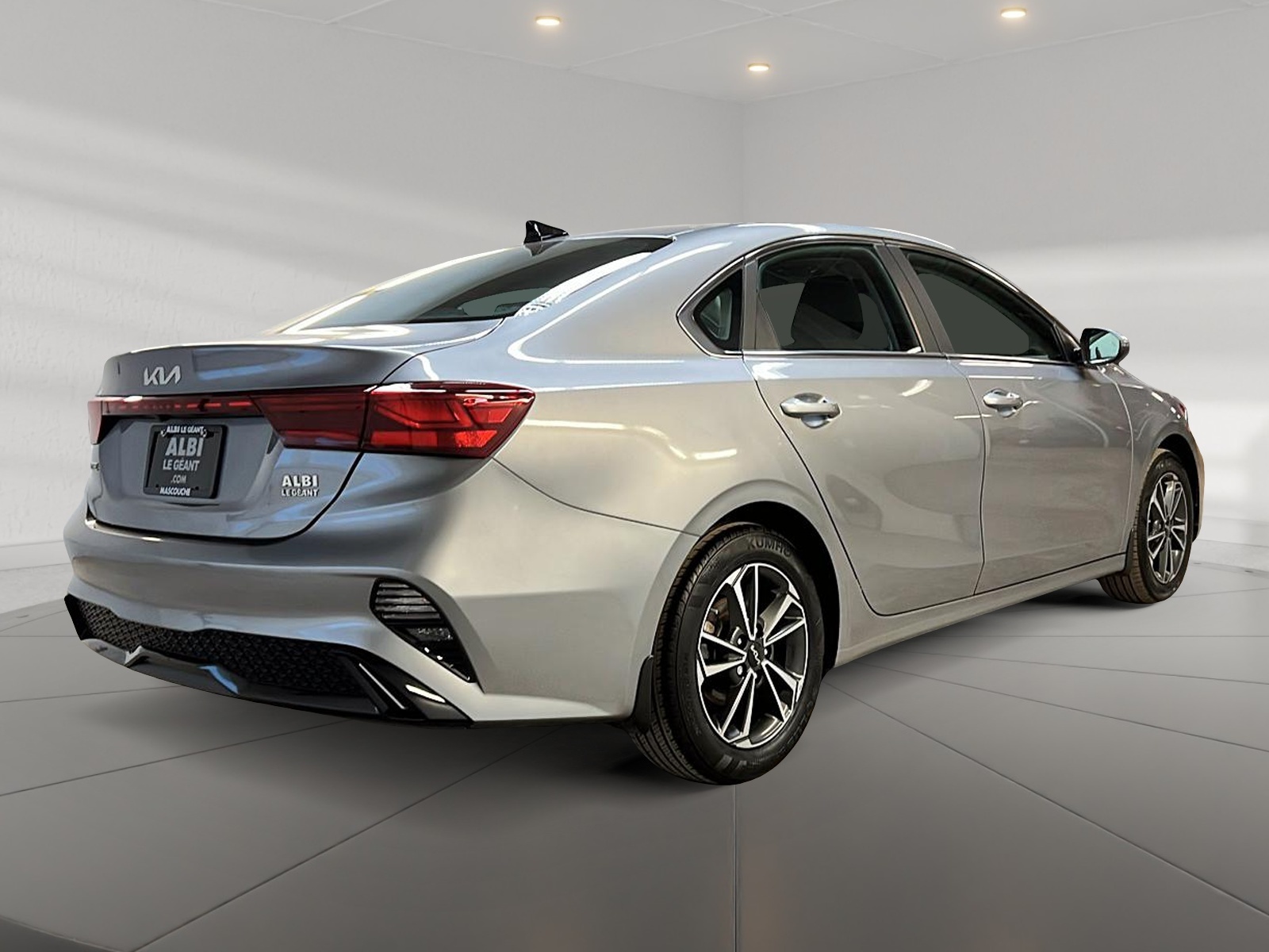 Kia Forte EX 2023 - image #4