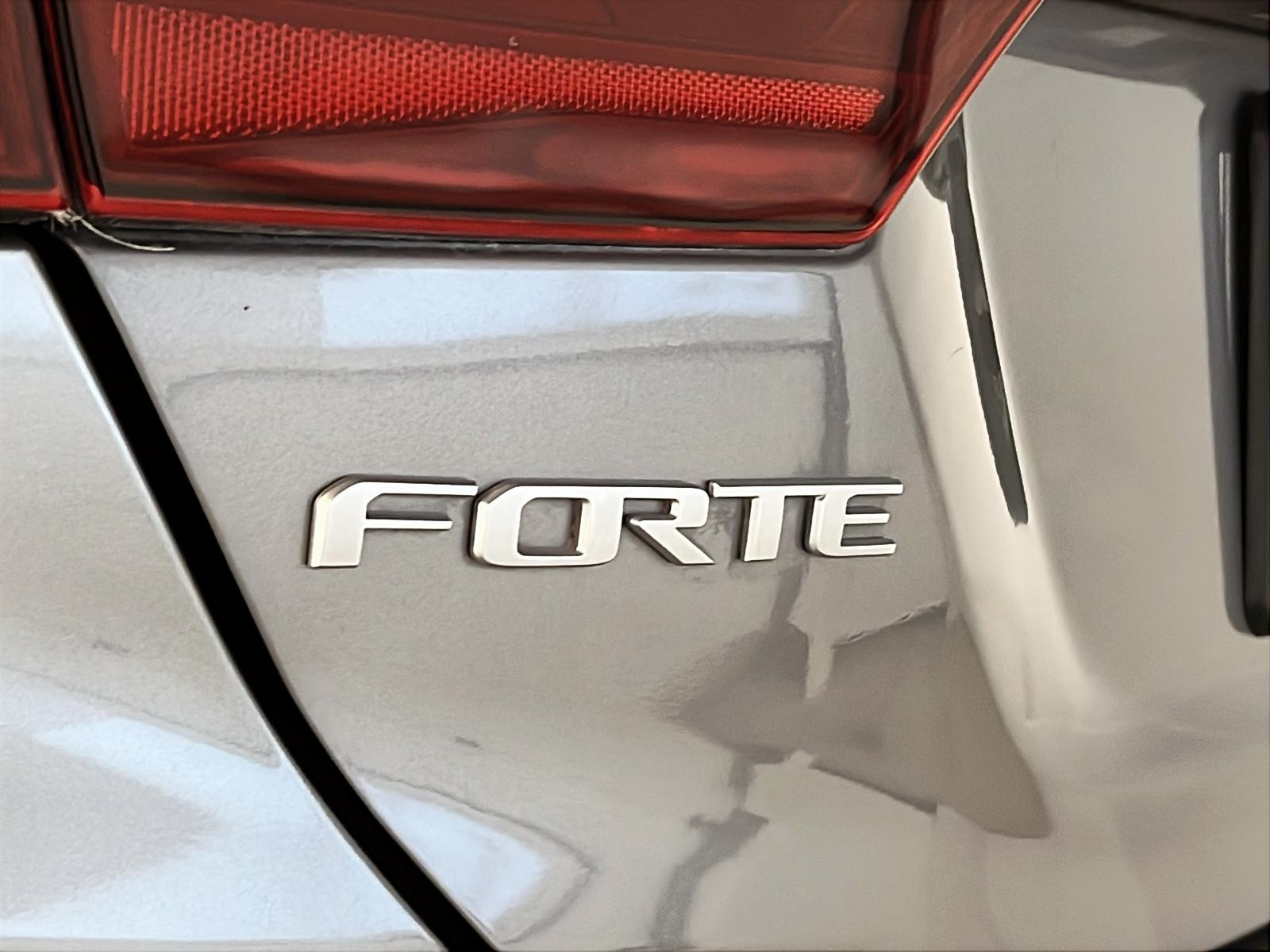 Kia Forte EX 2023 - image #22