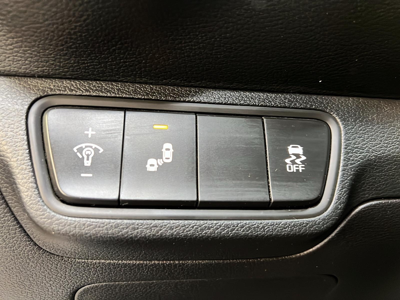 Kia Forte 2023 - Image #19